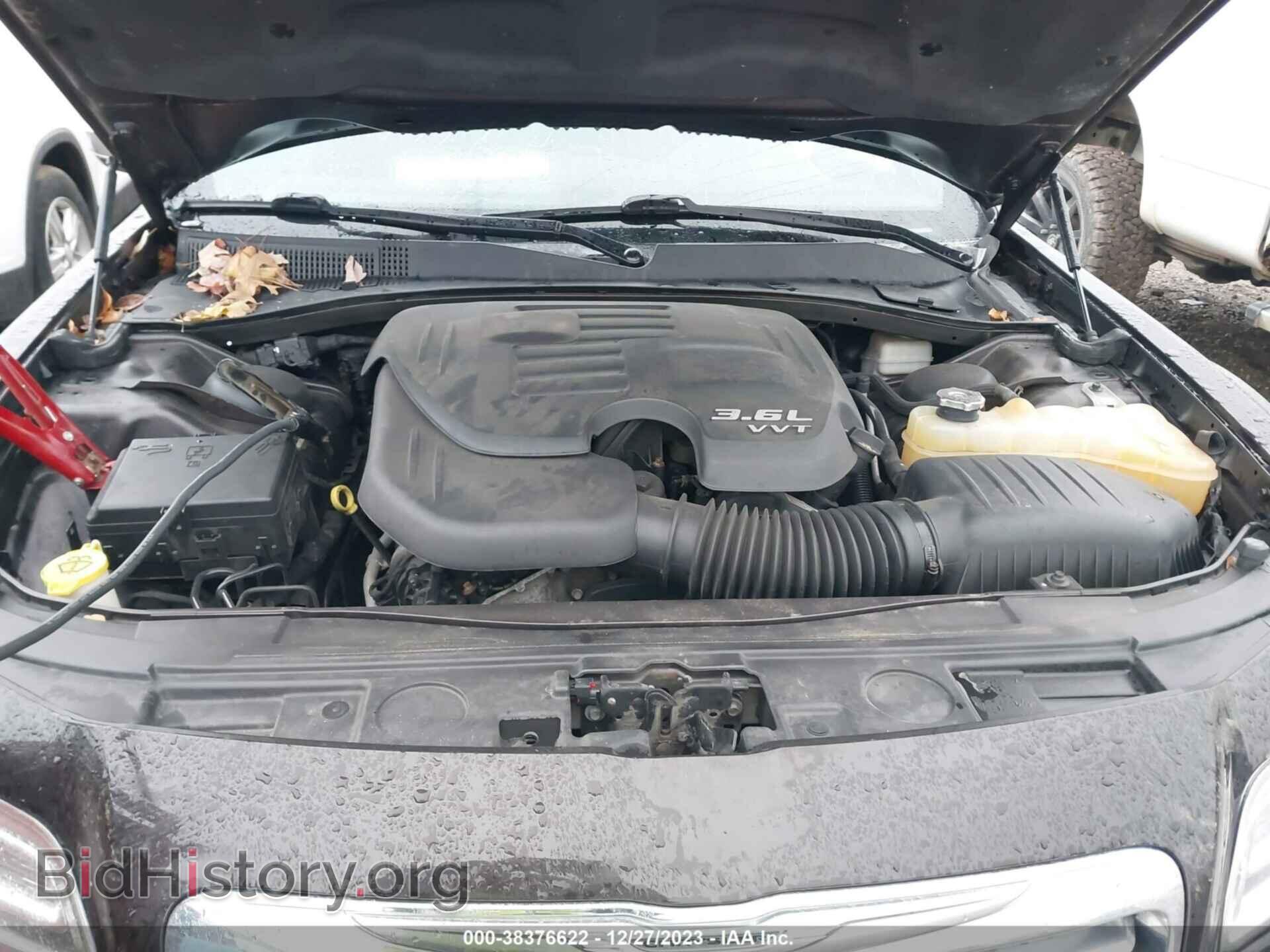 2013 CHRYSLER 300 - VIN: 2C3CCAAG3DH565645 - Фото 10