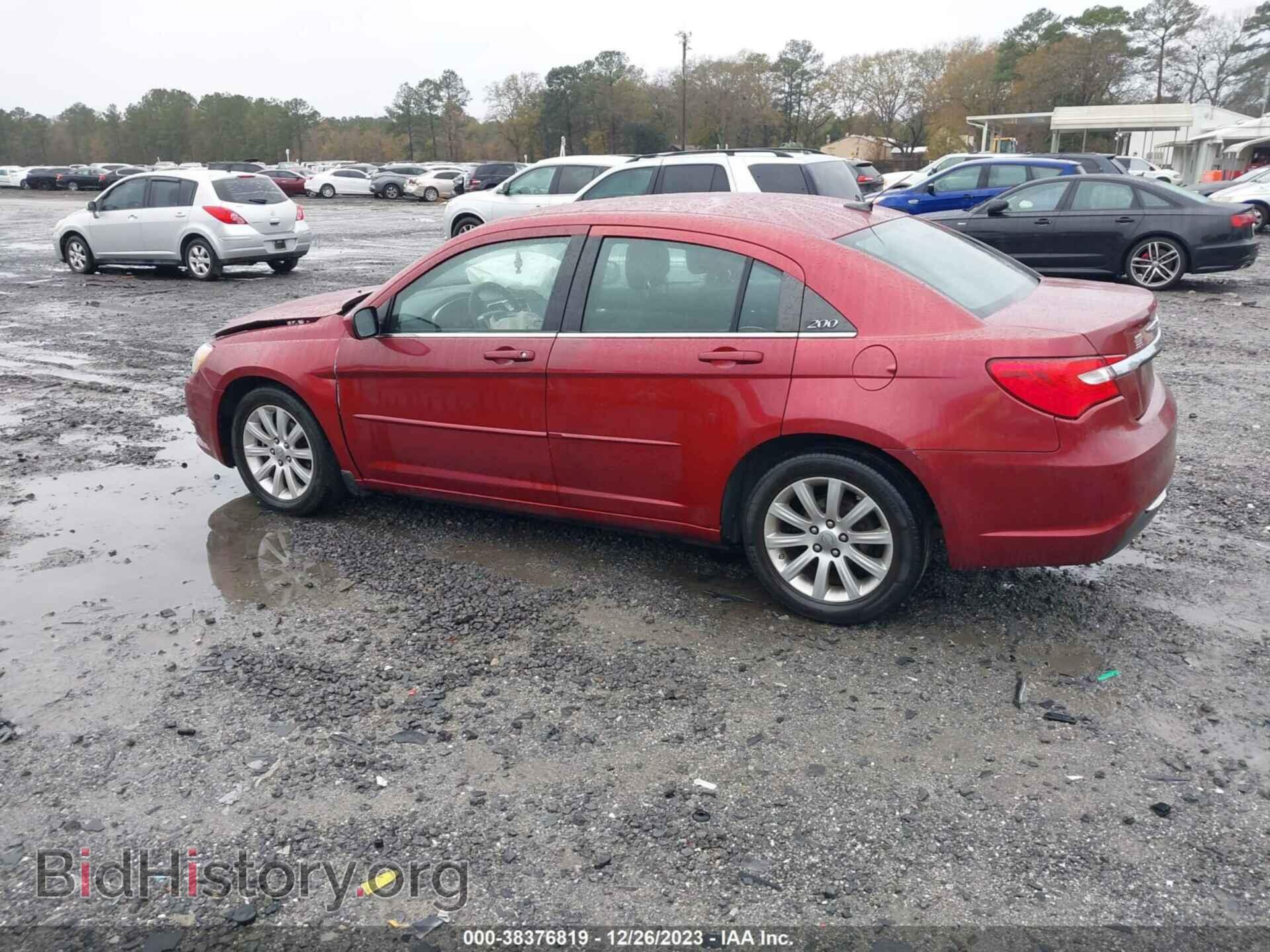 2013 CHRYSLER 200 - VIN: 1C3CCBBB7DN635843 - Фото 3