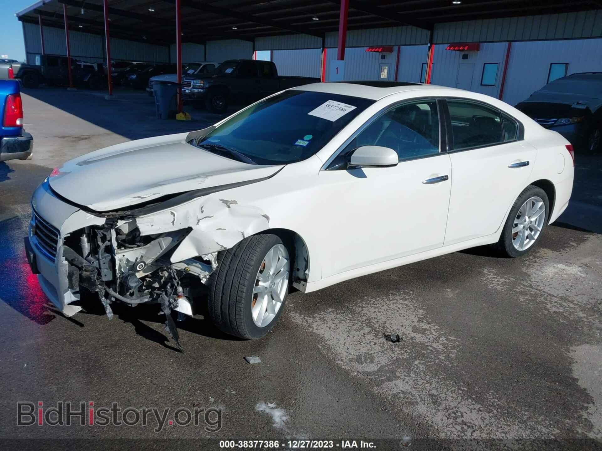 2011 NISSAN MAXIMA - VIN: 1N4AA5AP5BC837957 - Фото 2