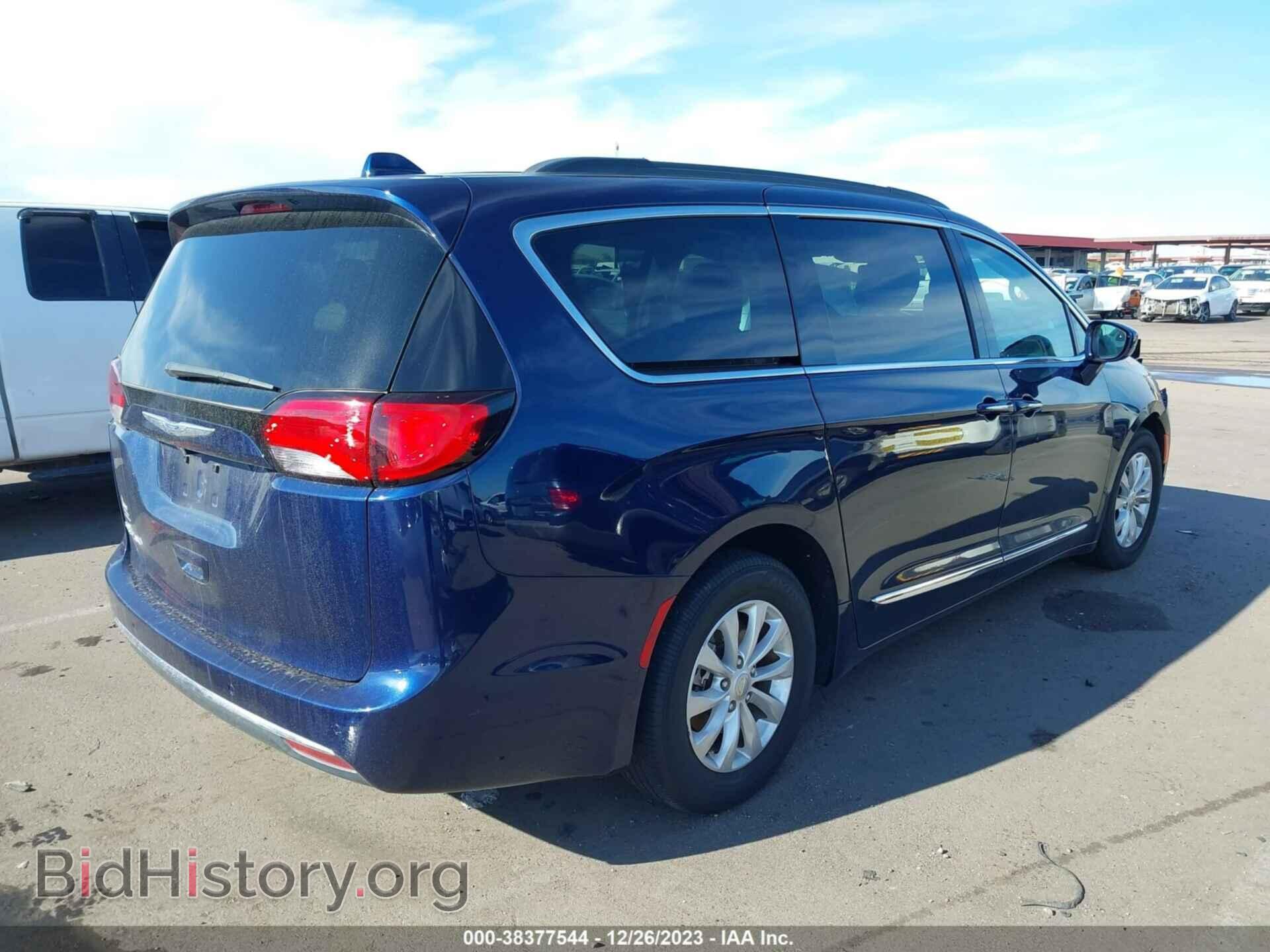 2017 CHRYSLER PACIFICA - VIN: 2C4RC1BG8HR702714 - Фото 4
