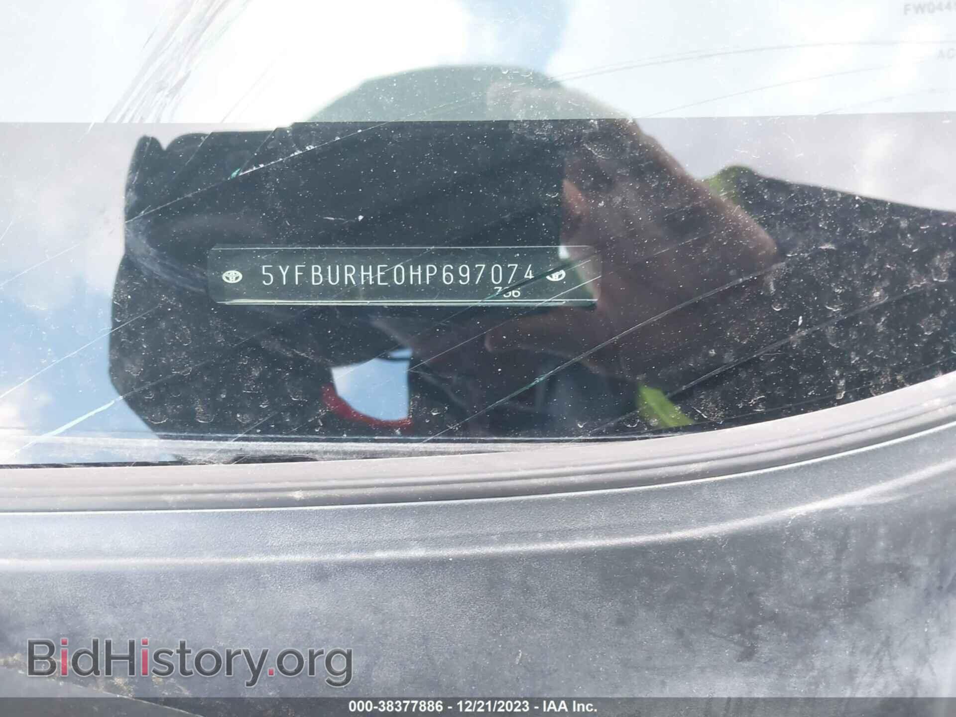 2017 TOYOTA COROLLA - VIN: 5YFBURHE0HP697074 - Фото 9