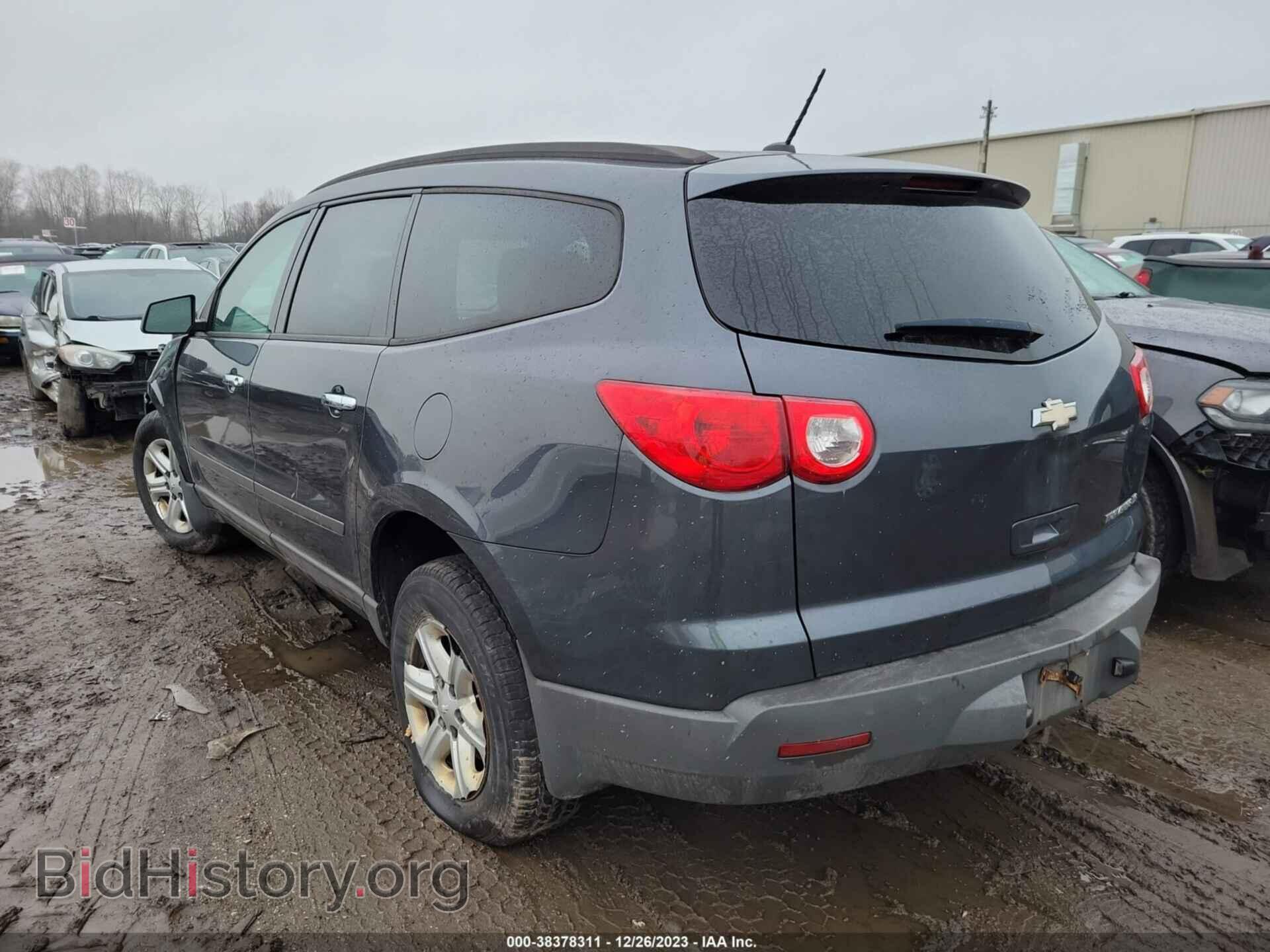 2012 CHEVROLET TRAVERSE - VIN: 1GNKRFED1CJ363717 - Фото 3