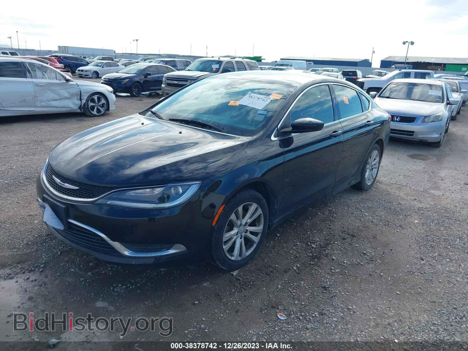 2015 CHRYSLER 200 - VIN: 1C3CCCAB5FN572106 - Фото 2