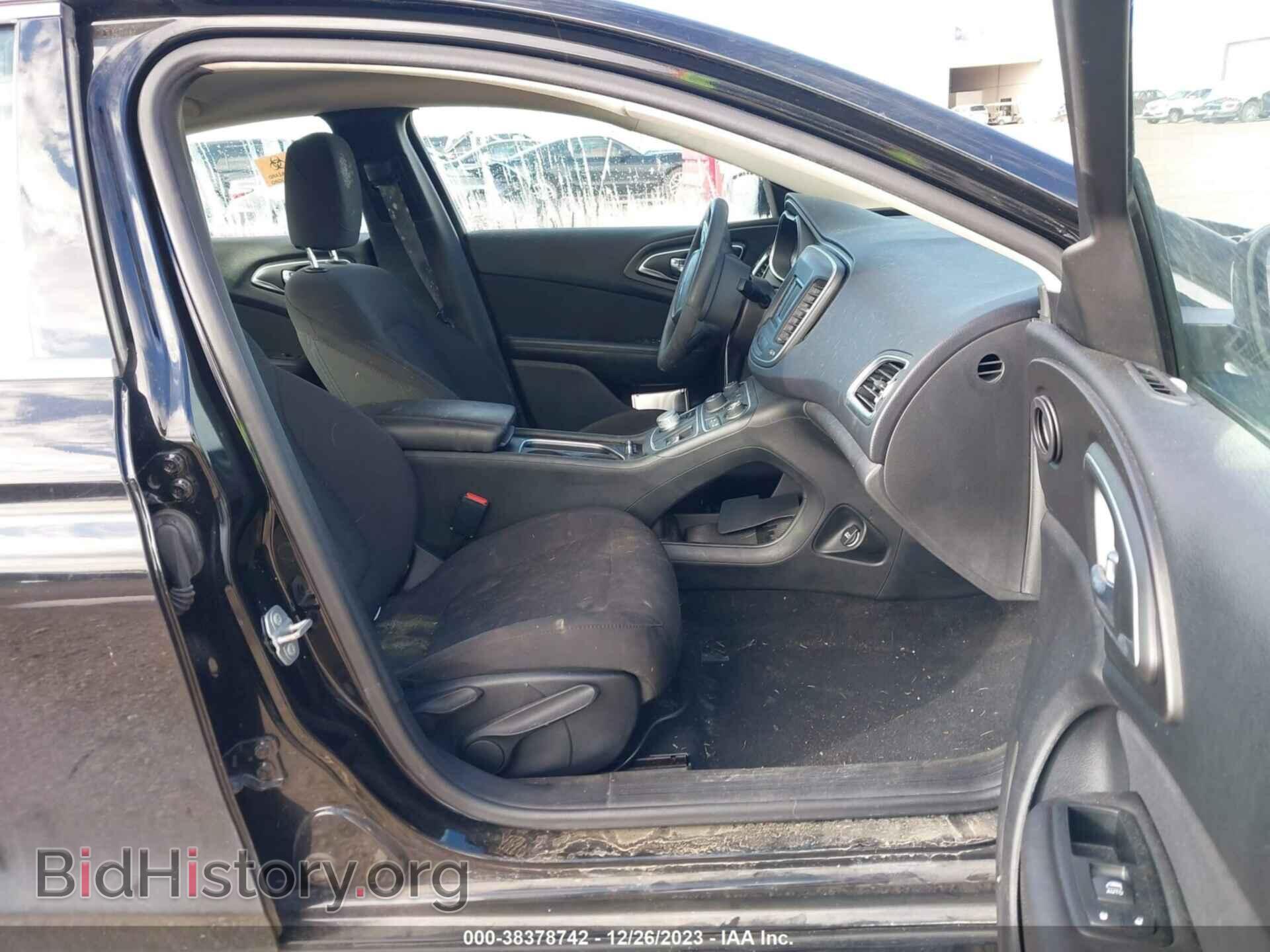 2015 CHRYSLER 200 - VIN: 1C3CCCAB5FN572106 - Фото 5