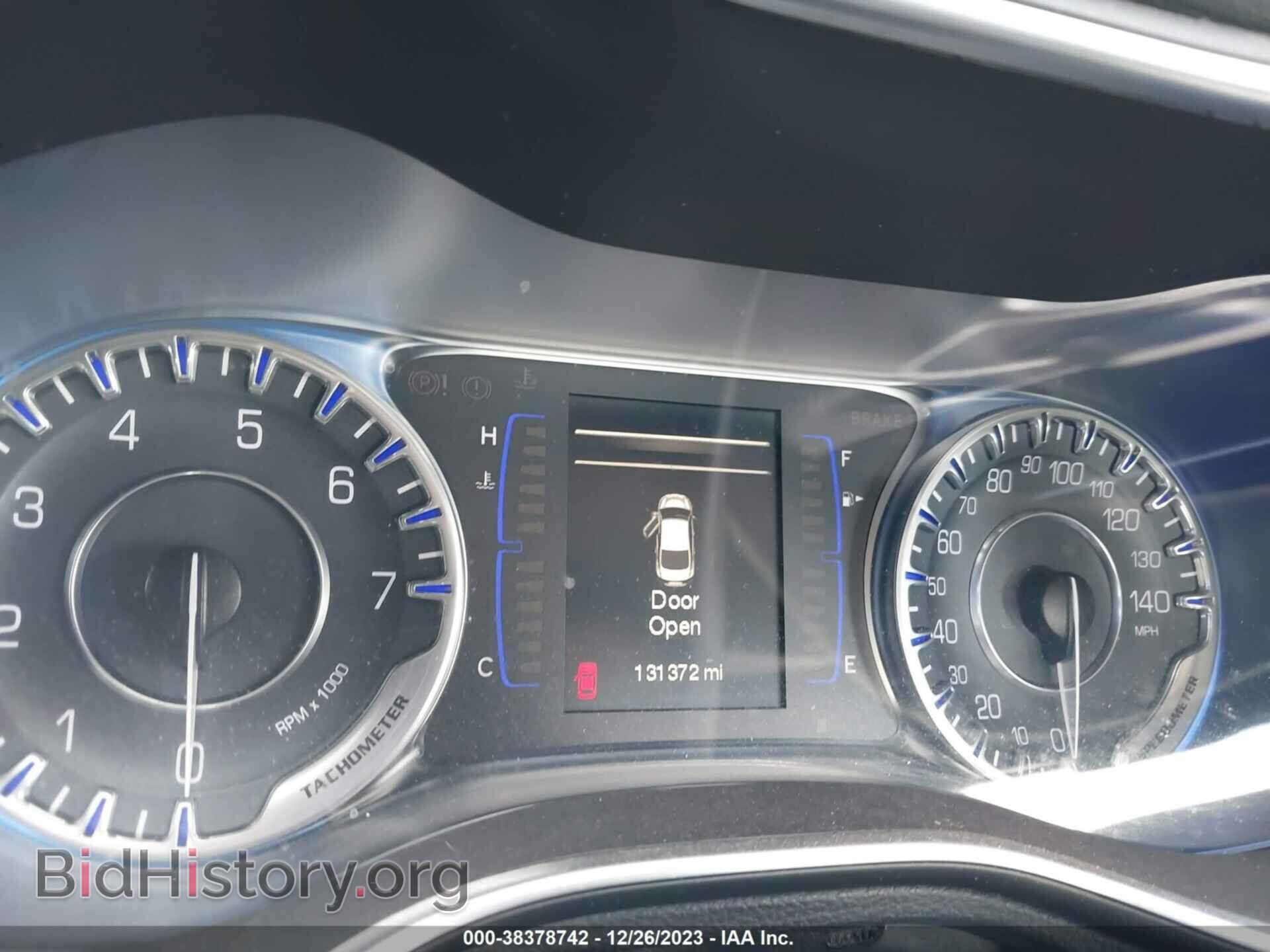 2015 CHRYSLER 200 - VIN: 1C3CCCAB5FN572106 - Фото 7