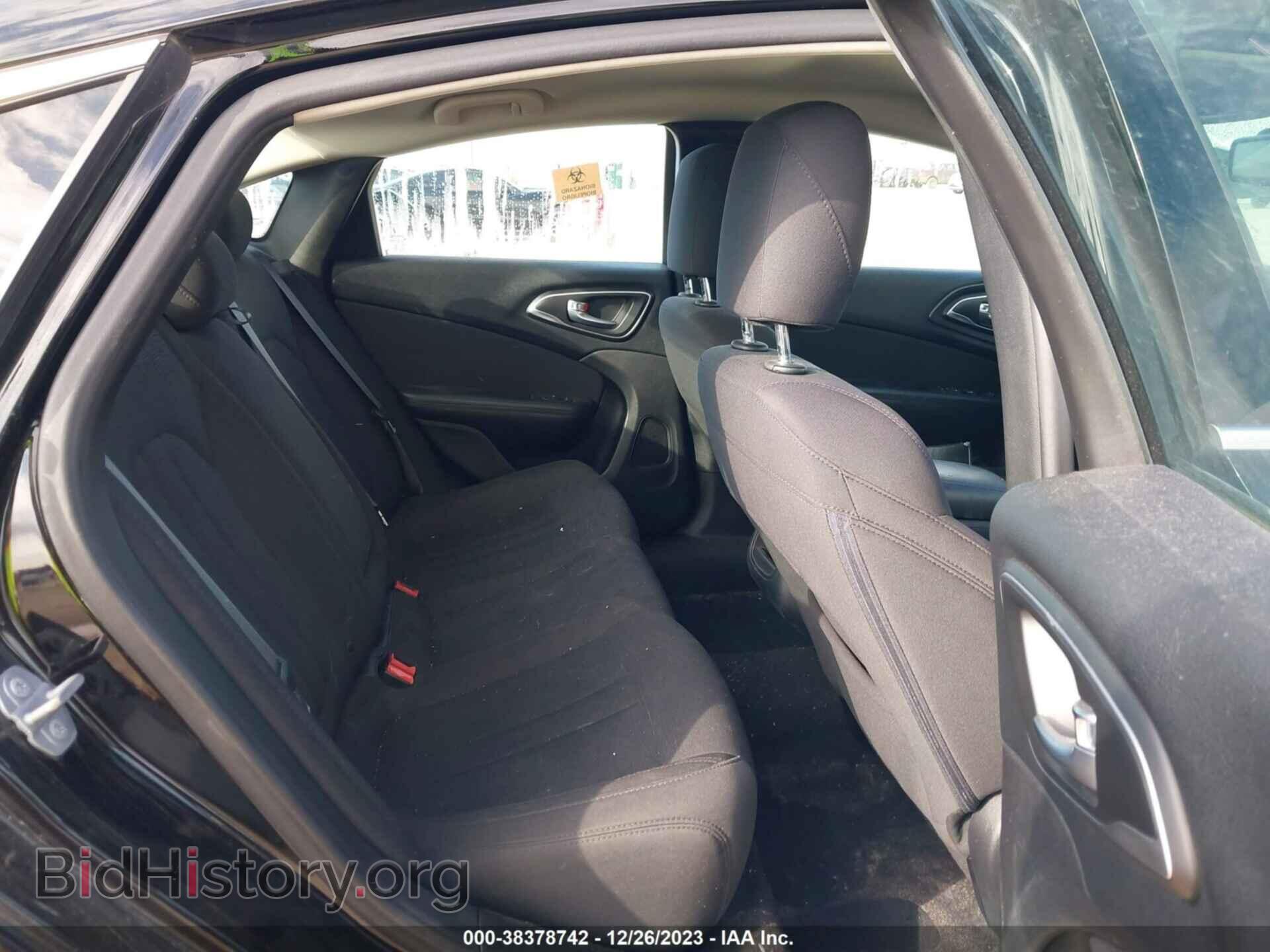 2015 CHRYSLER 200 - VIN: 1C3CCCAB5FN572106 - Фото 8