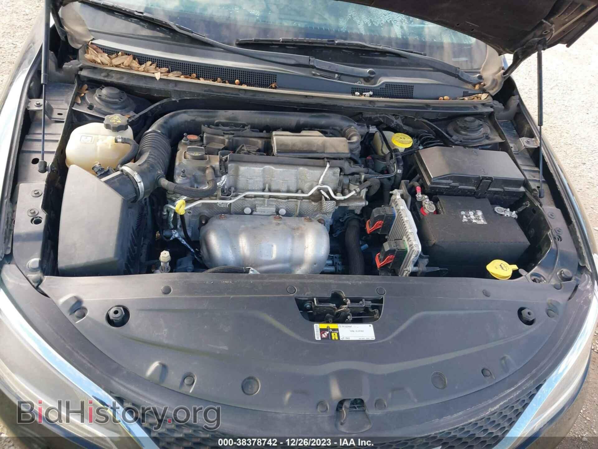 2015 CHRYSLER 200 - VIN: 1C3CCCAB5FN572106 - Фото 10