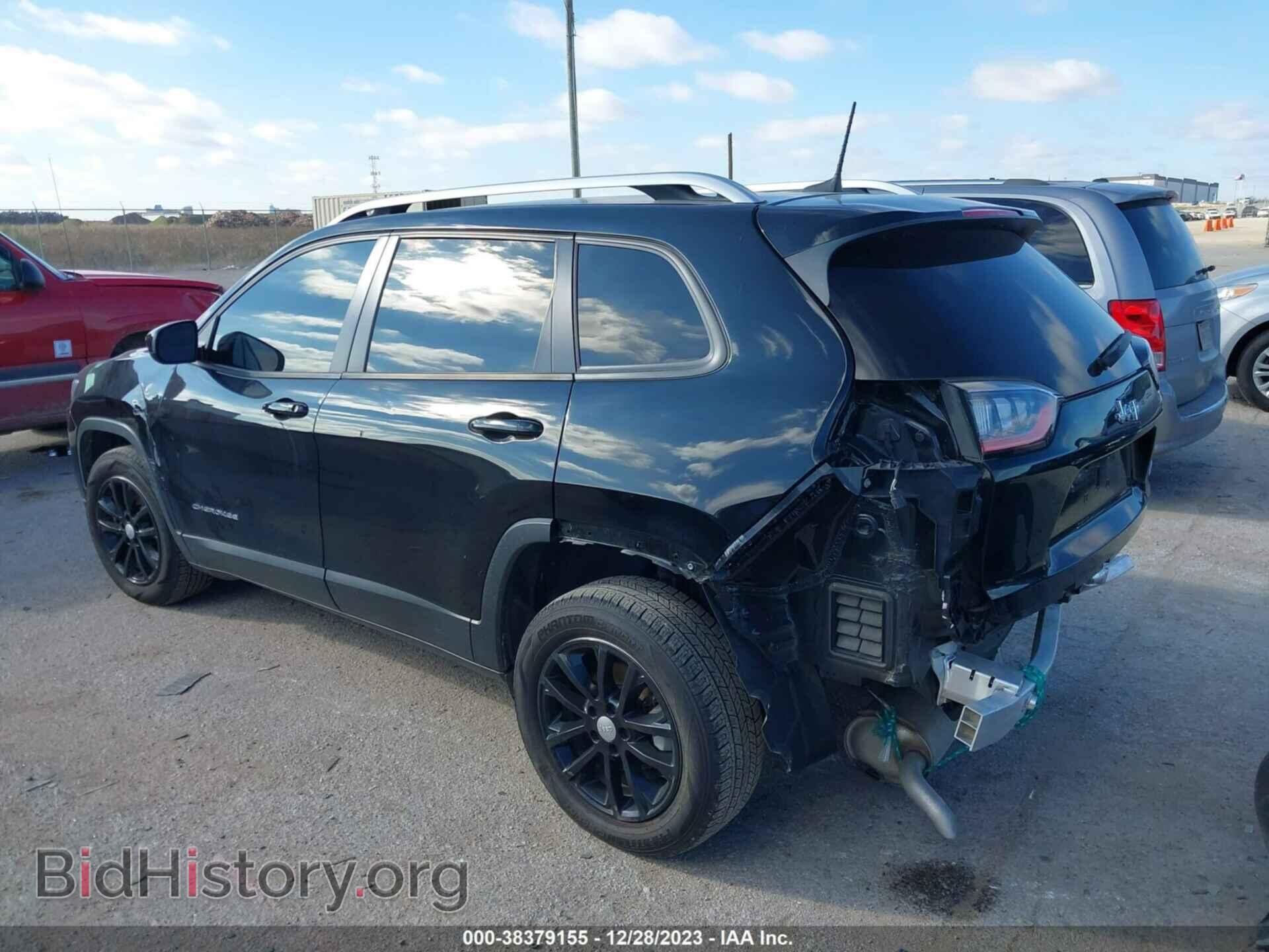 2020 JEEP CHEROKEE - VIN: 1C4PJLCB2LD561663 - Фото 3