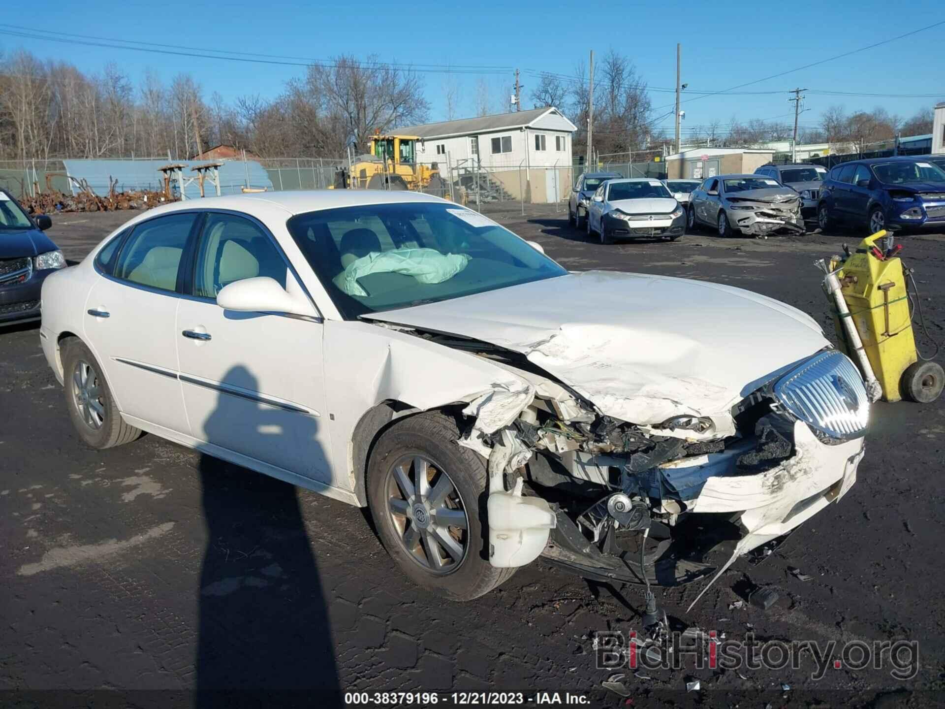 Photo 2G4WD582581190861 - BUICK LACROSSE 2008