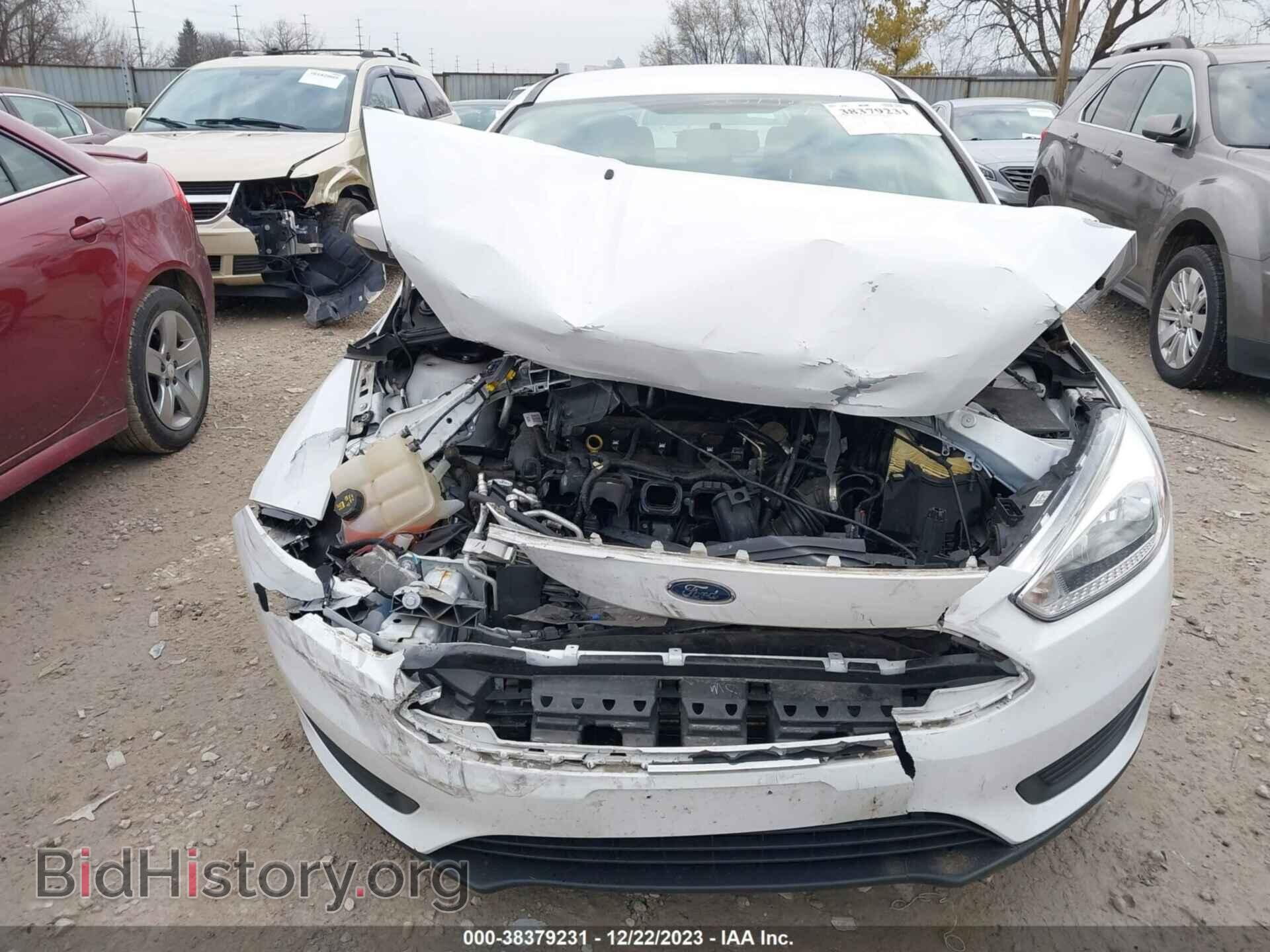 2017 FORD FOCUS - VIN: 1FADP3F21HL327983 - Photo 6