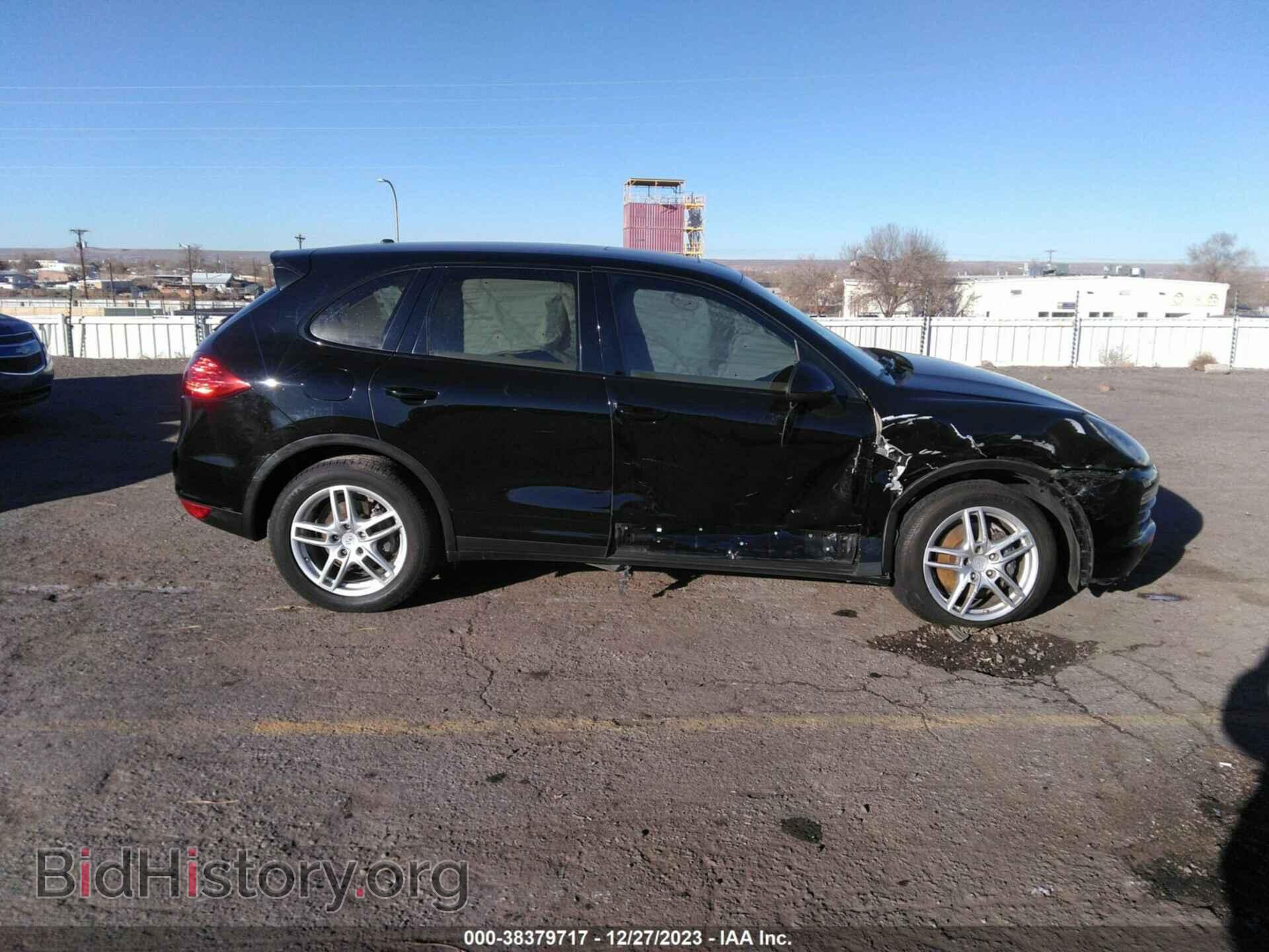 2011 PORSCHE CAYENNE - VIN: WP1AA2A26BLA00758 - Фото 13