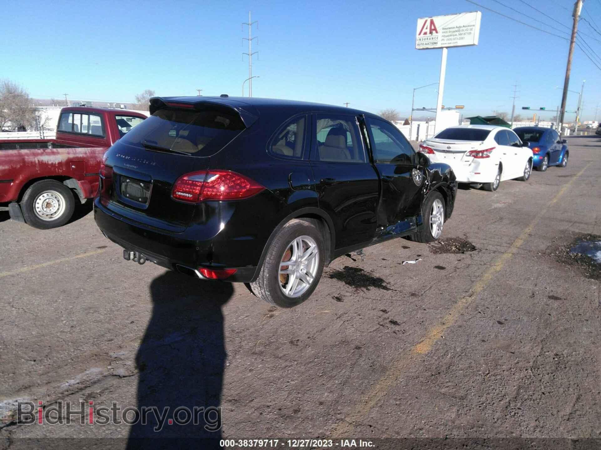 2011 PORSCHE CAYENNE - VIN: WP1AA2A26BLA00758 - Фото 4