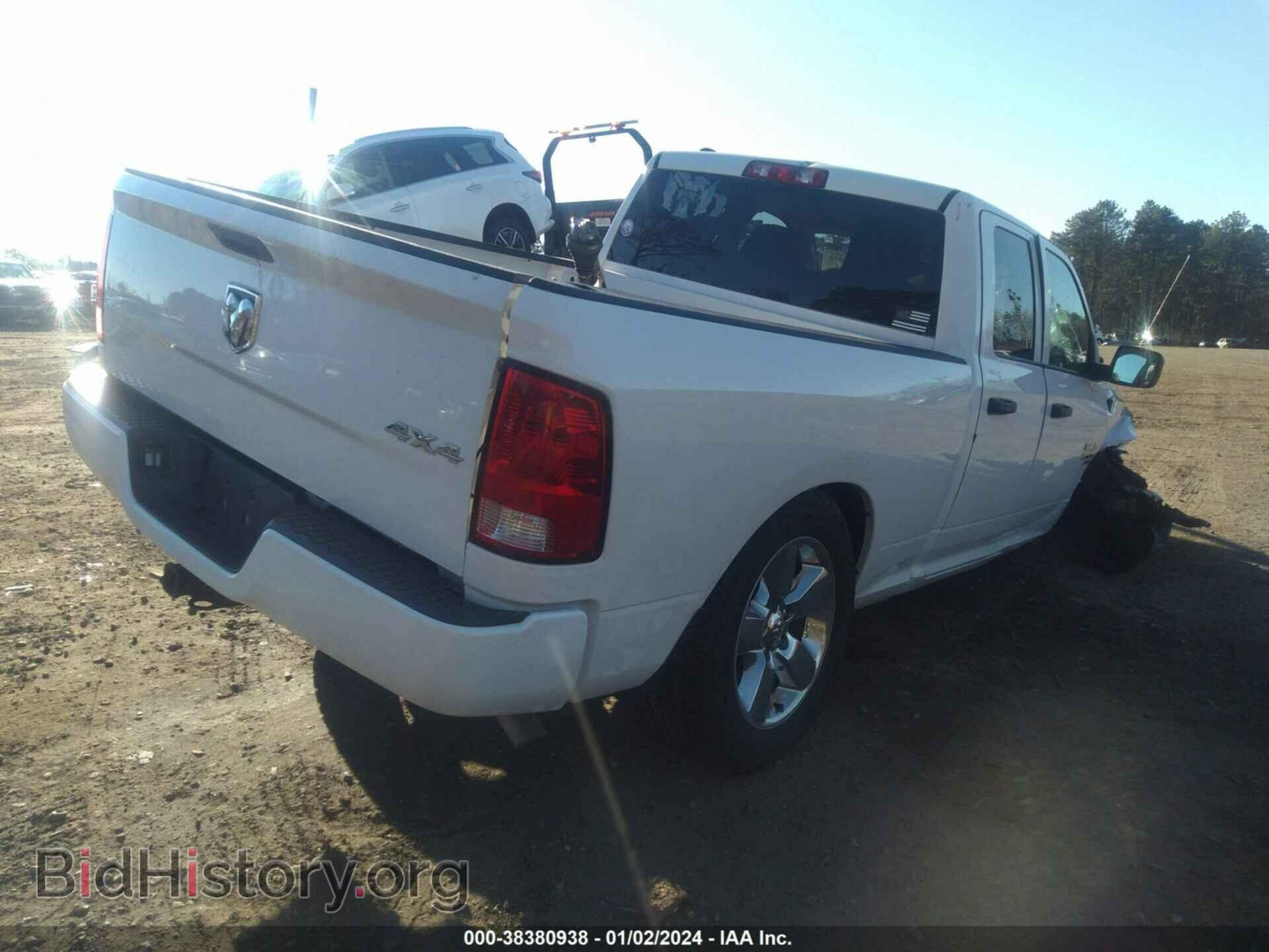 2019 RAM 1500 CLASSIC - VIN: 1C6RR7FG7KS568867 - Фото 4