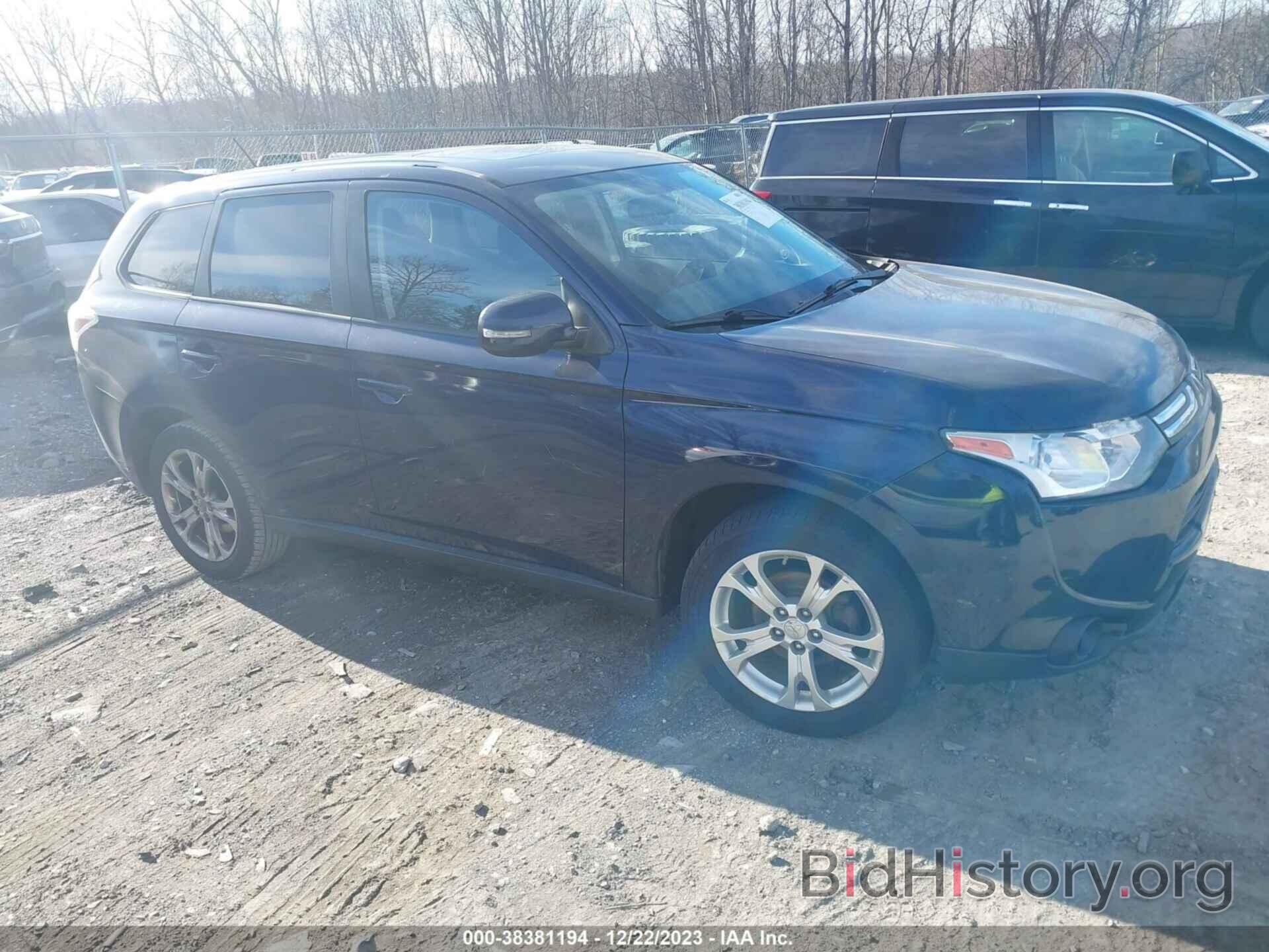 Photo JA4AZ3A30EZ015972 - MITSUBISHI OUTLANDER 2014