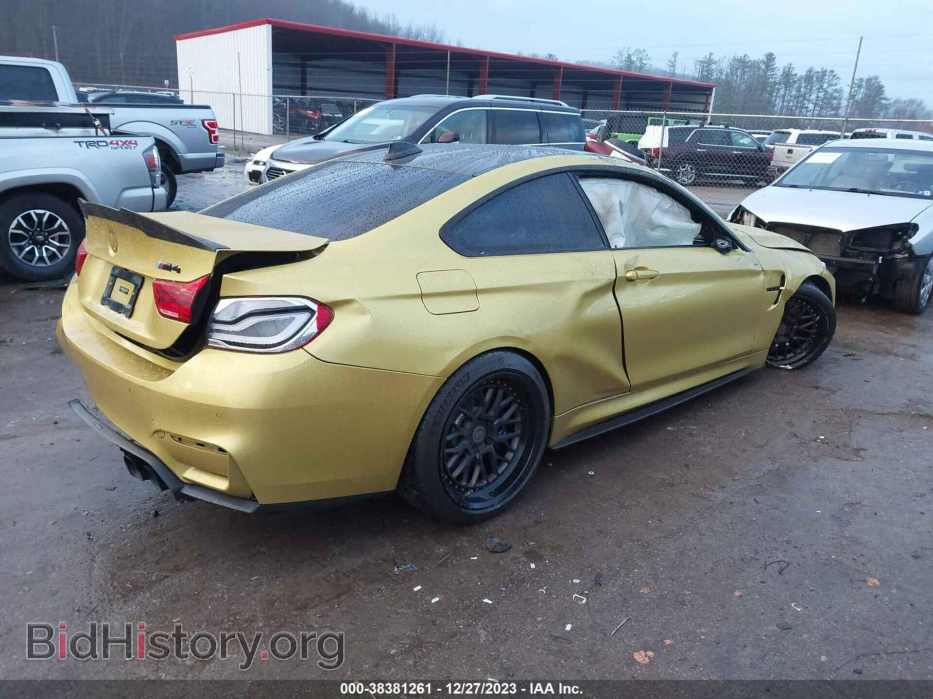 2017 BMW M4 - VIN: WBS3R9C37HA014229 - Фото 4
