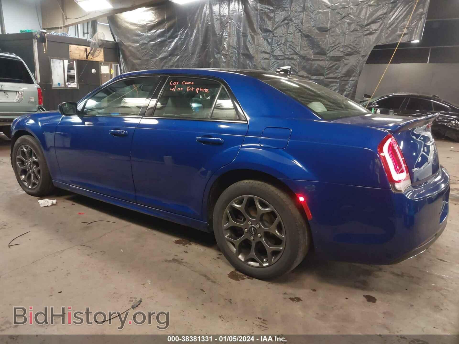 2018 CHRYSLER 300 - VIN: 2C3CCAGG0JH224965 - Фото 3