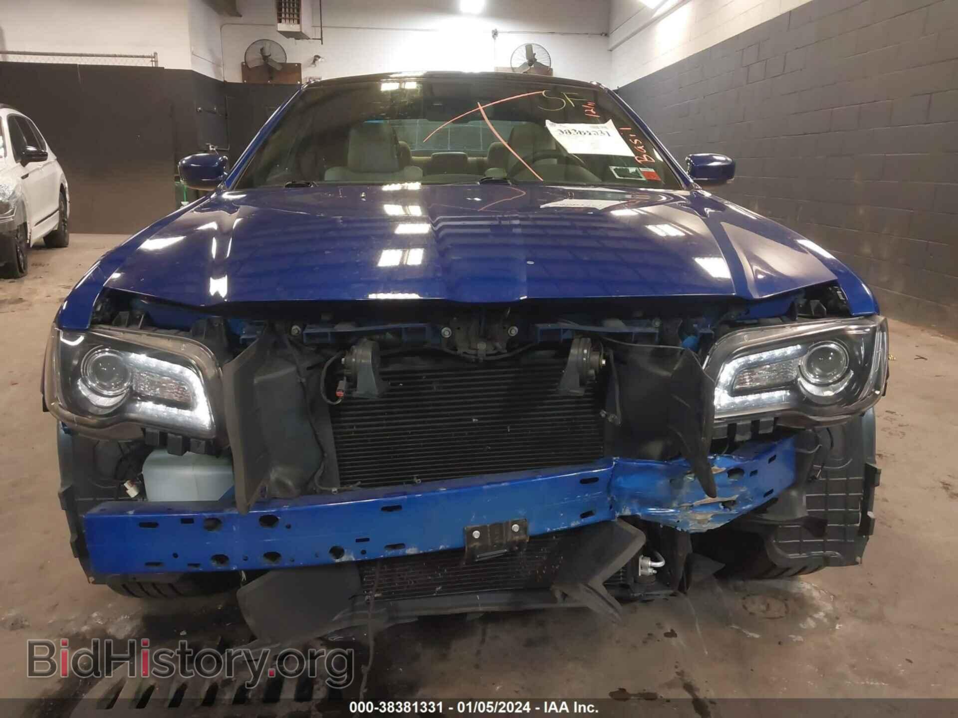 2018 CHRYSLER 300 - VIN: 2C3CCAGG0JH224965 - Фото 6