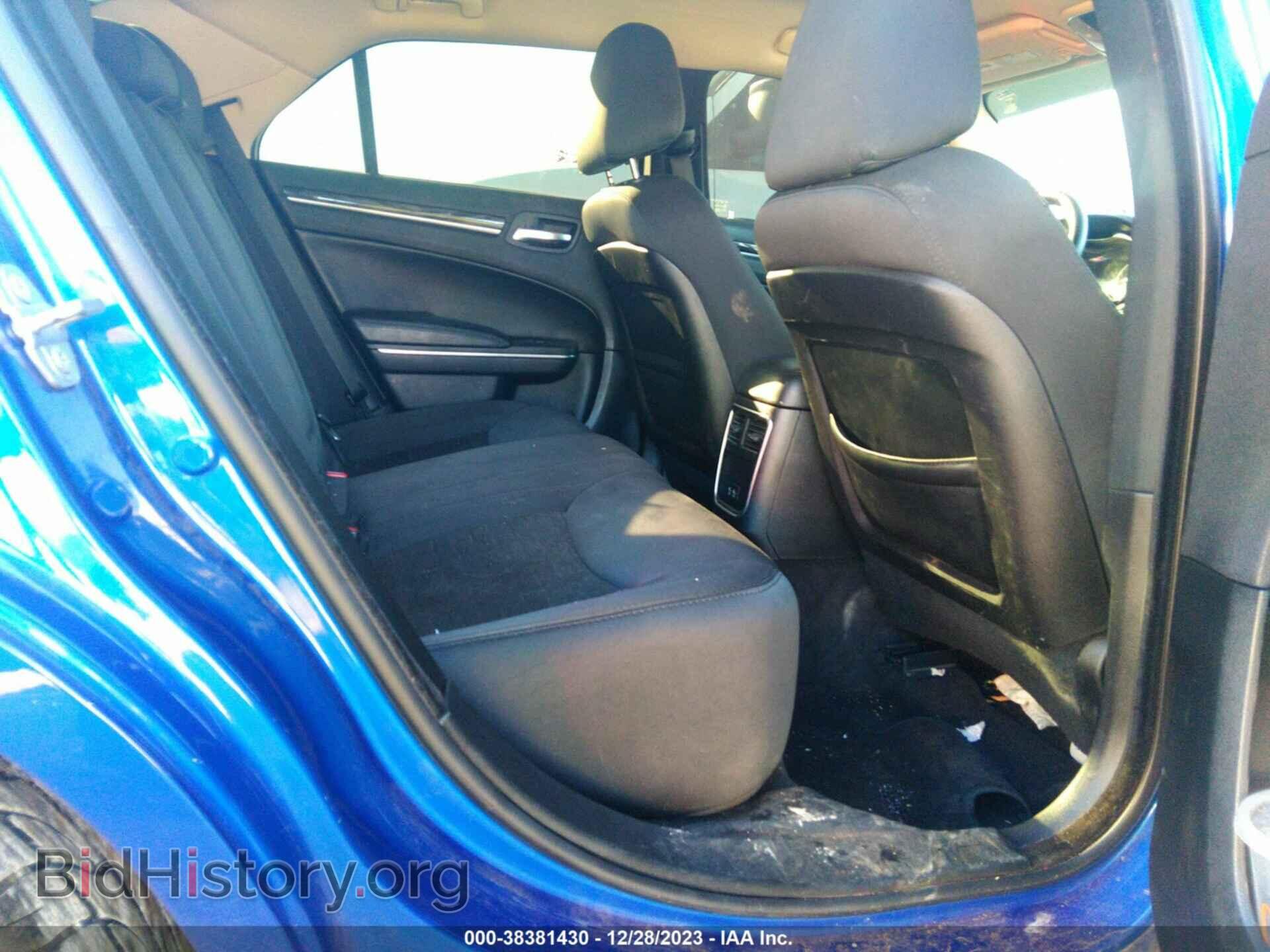 2018 CHRYSLER 300 - VIN: 2C3CCAAG3JH228808 - Фото 8