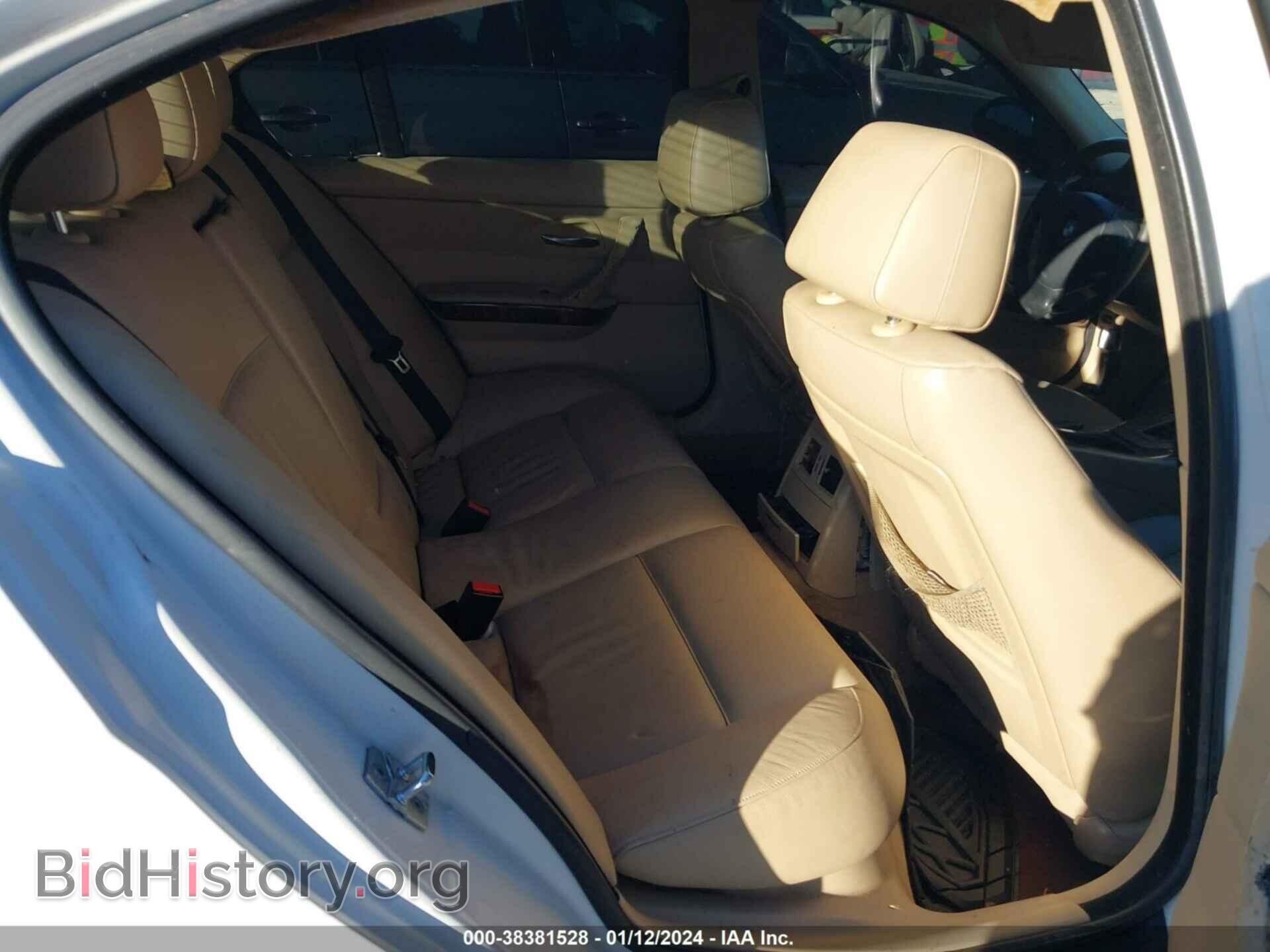 2007 BMW 328I - VIN: WBAVA33517KX77469 - Фото 8