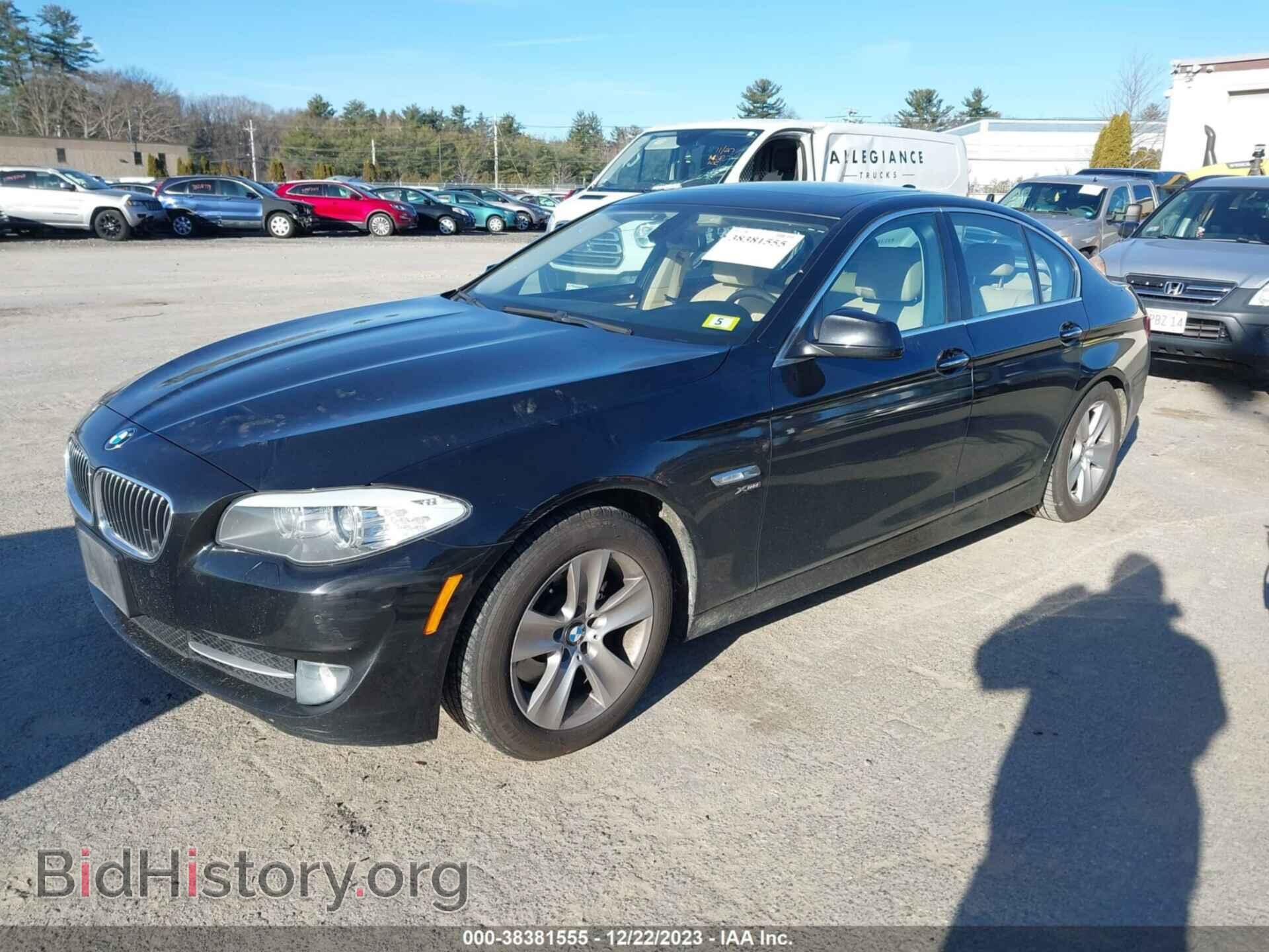 2012 BMW 528I - VIN: WBAXH5C59CDW10520 - Photo 2