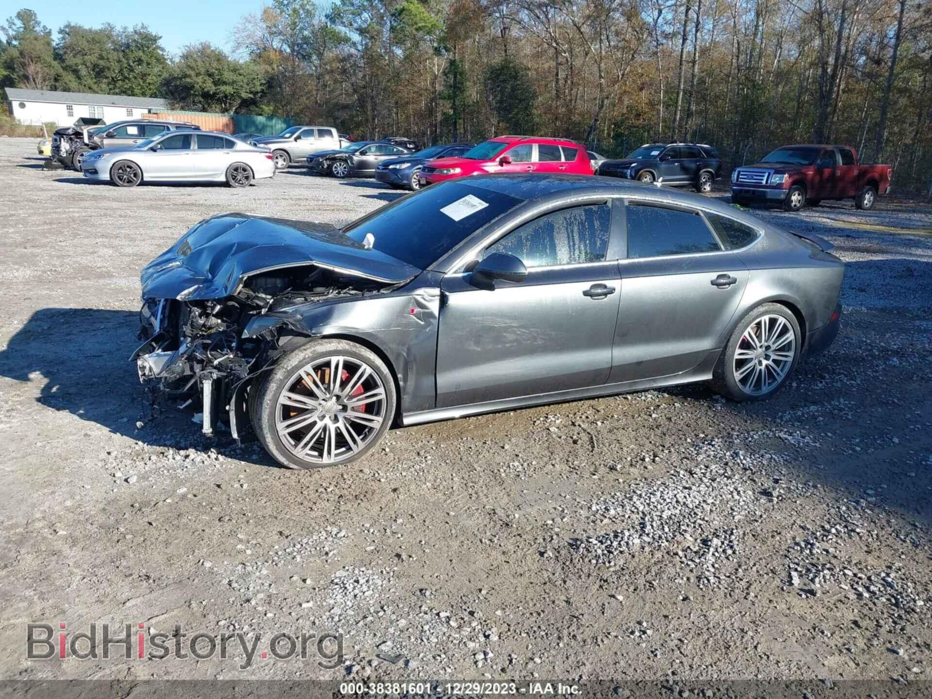 2012 AUDI A7 - VIN: WAU2GAFC2CN086685 - Photo 2