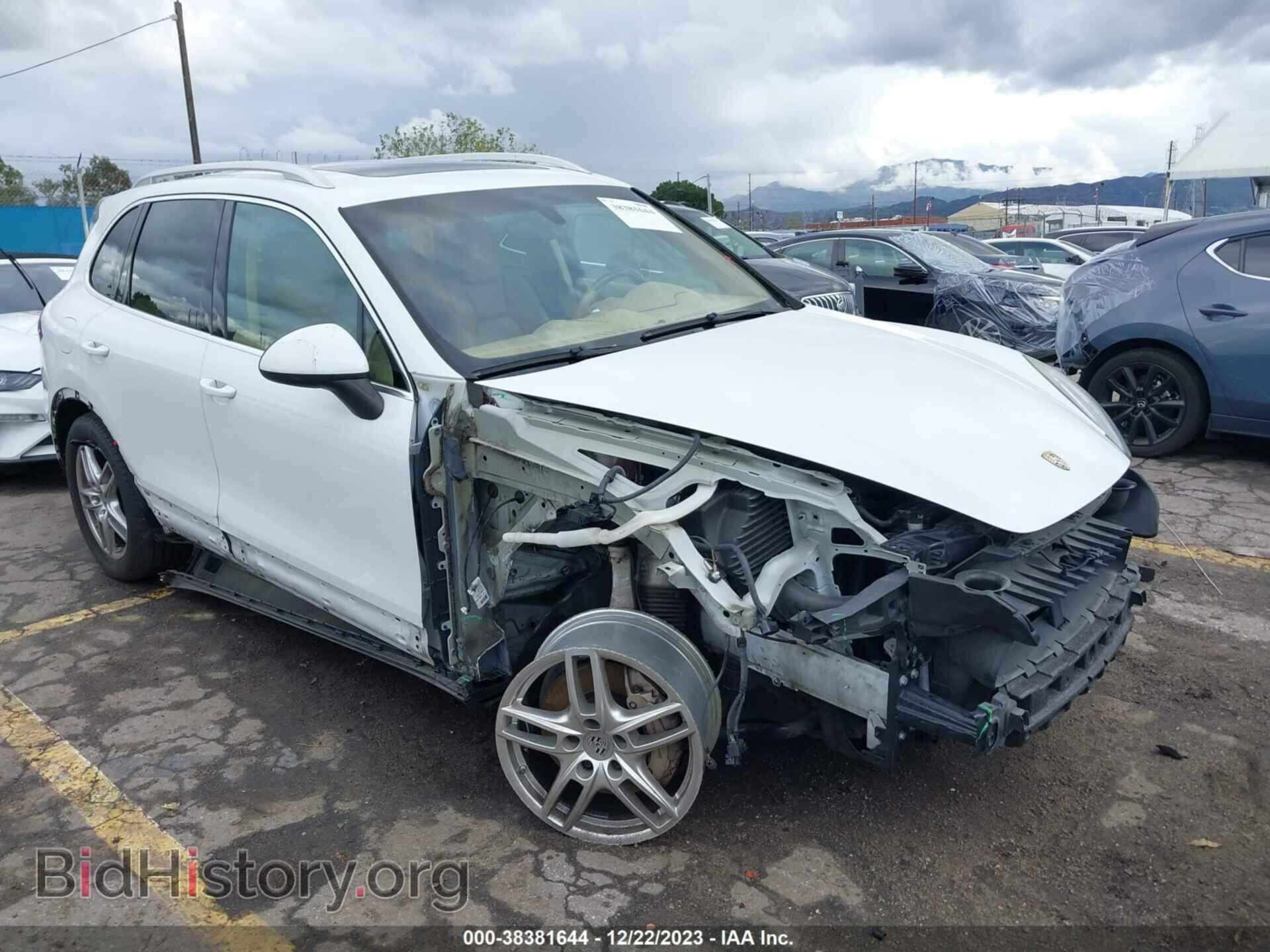 Фотография WP1AB2A26CLA48114 - PORSCHE CAYENNE 2012