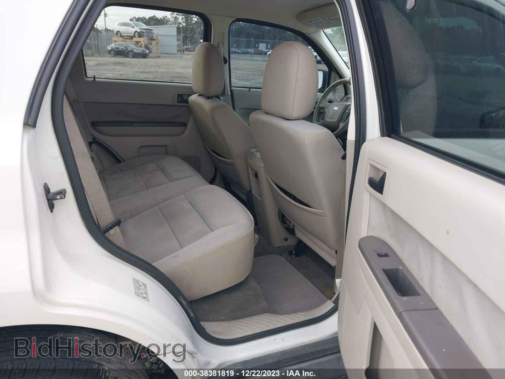 2010 FORD ESCAPE - VIN: 1FMCU0D75AKC87829 - Фото 8