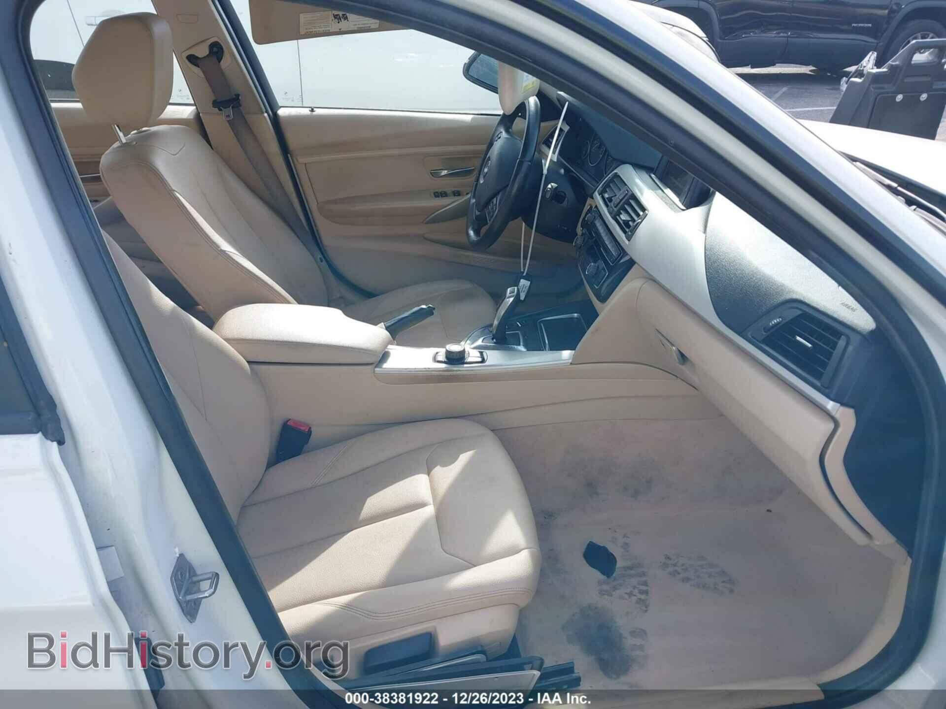 2016 BMW 3 SERIES - VIN: WBA8E1G56GNT37231 - Фото 5