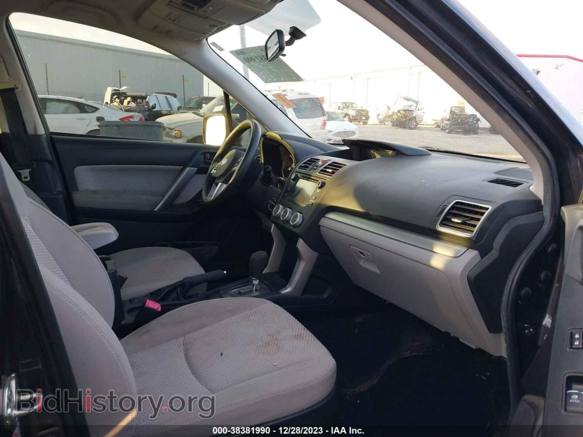2017 SUBARU FORESTER - VIN: JF2SJABC2HH557610 - Фото 5