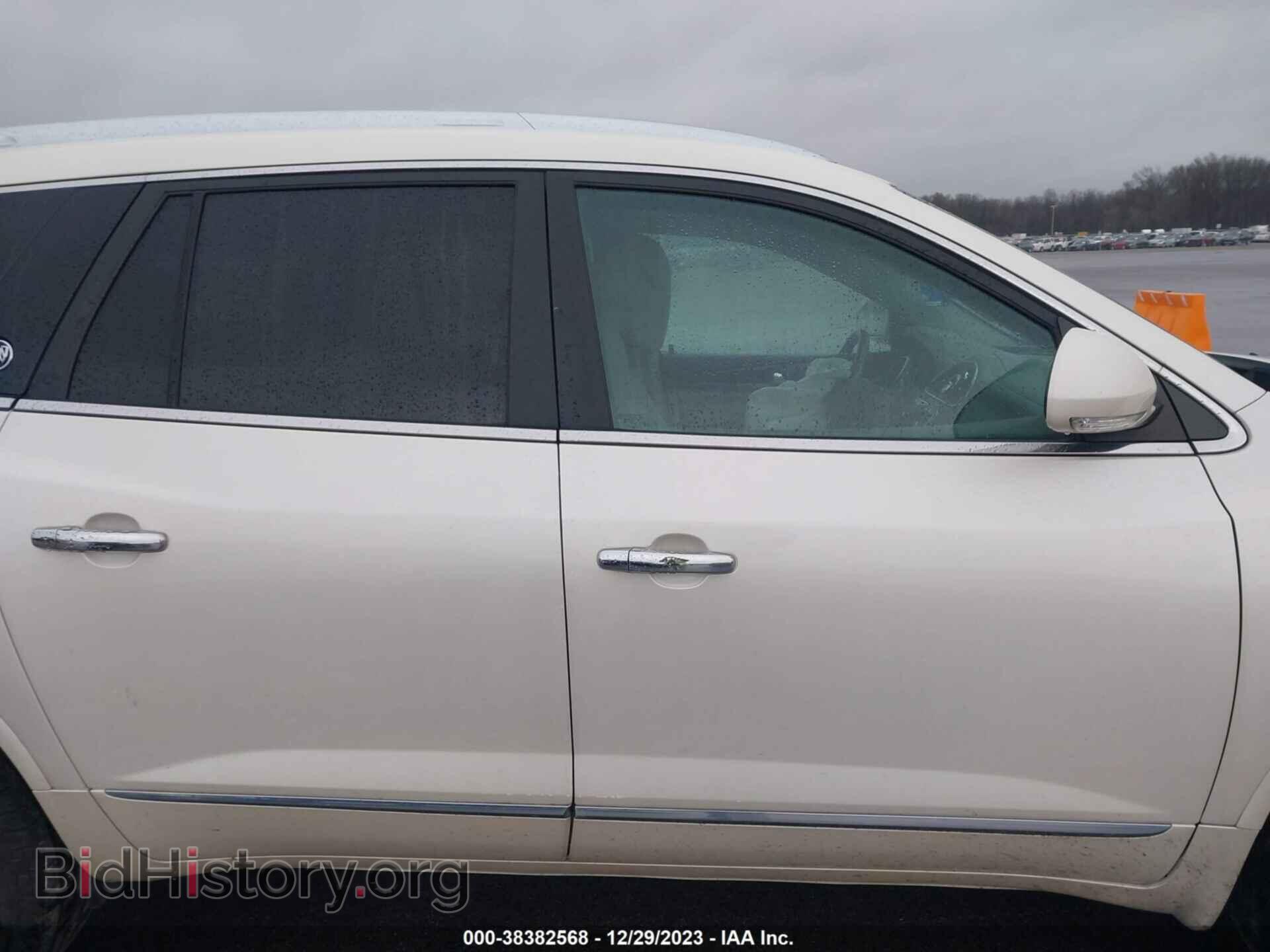 2015 BUICK ENCLAVE - VIN: 5GAKRAKD1FJ116848 - Photo 13