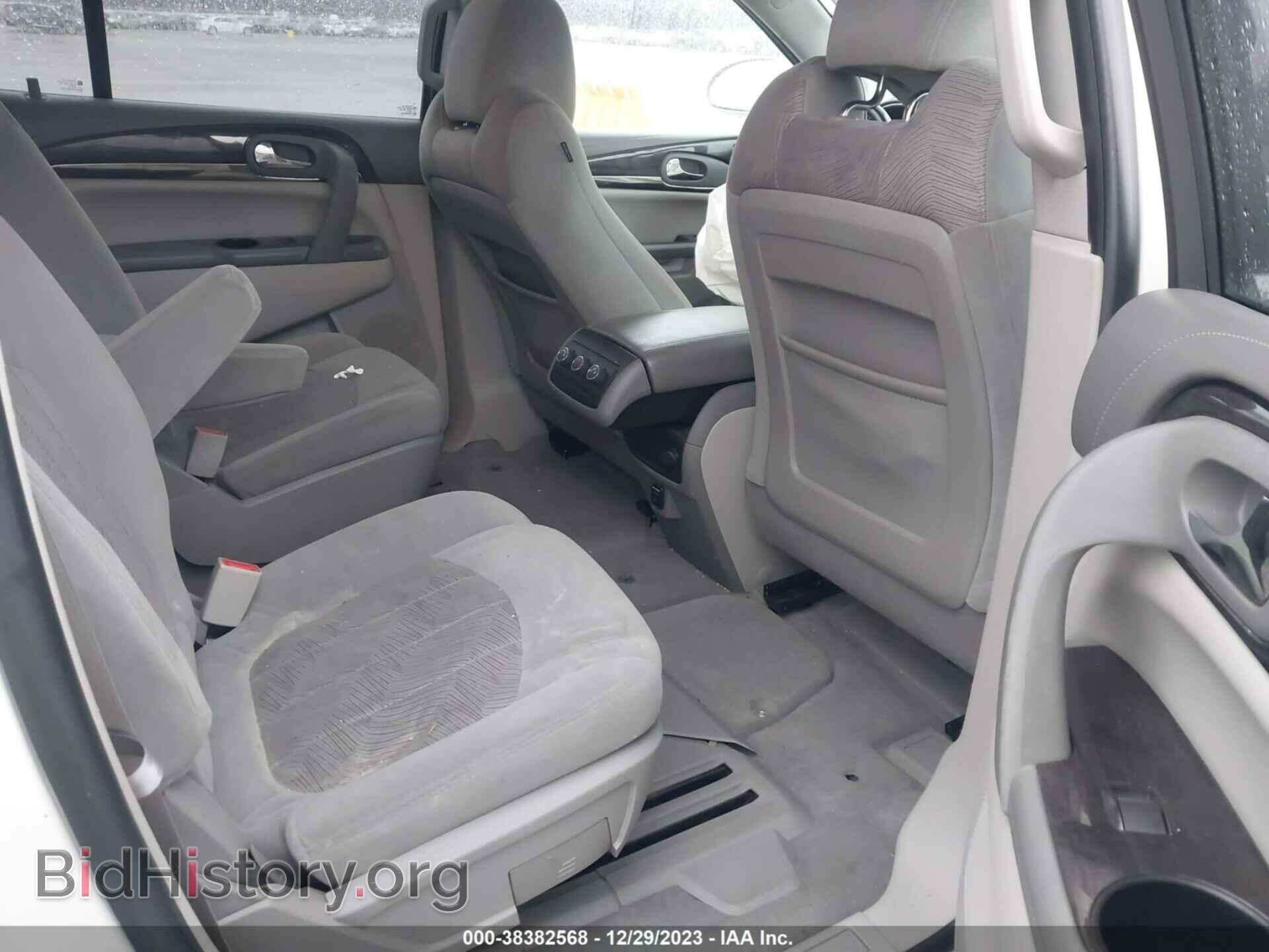 2015 BUICK ENCLAVE - VIN: 5GAKRAKD1FJ116848 - Photo 8