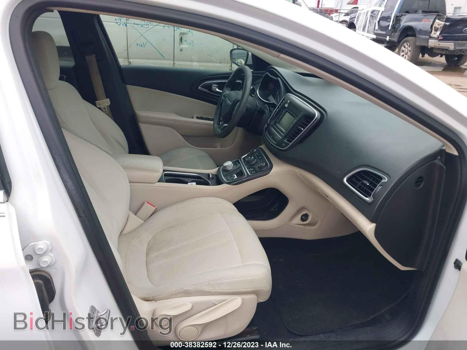 2015 CHRYSLER 200 - VIN: 1C3CCCAB6FN695008 - Фото 5