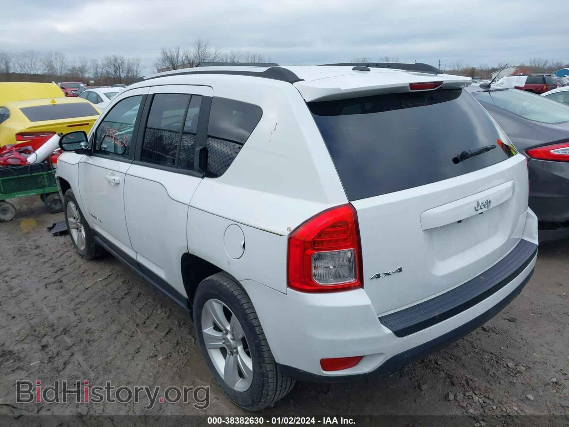 2012 JEEP COMPASS - VIN: 1C4NJDBB2CD676780 - Photo 3