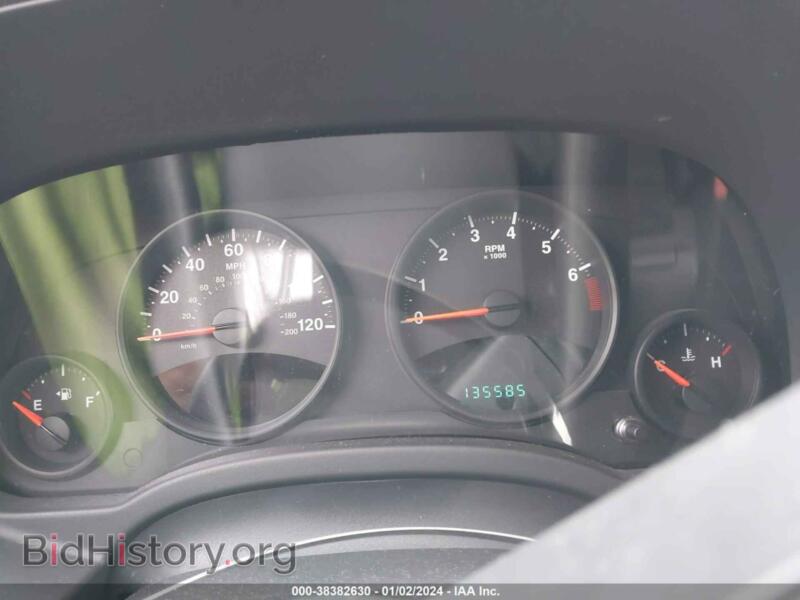 2012 Jeep COMPASS (VIN 1C4NJDBB2CD676780) — photo 7 of 16