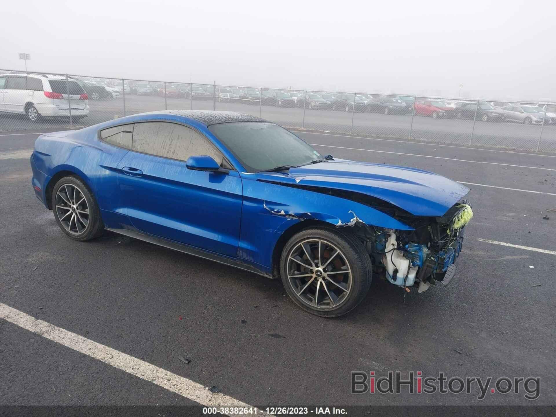 Photo 1FA6P8TH8H5273696 - FORD MUSTANG 2017