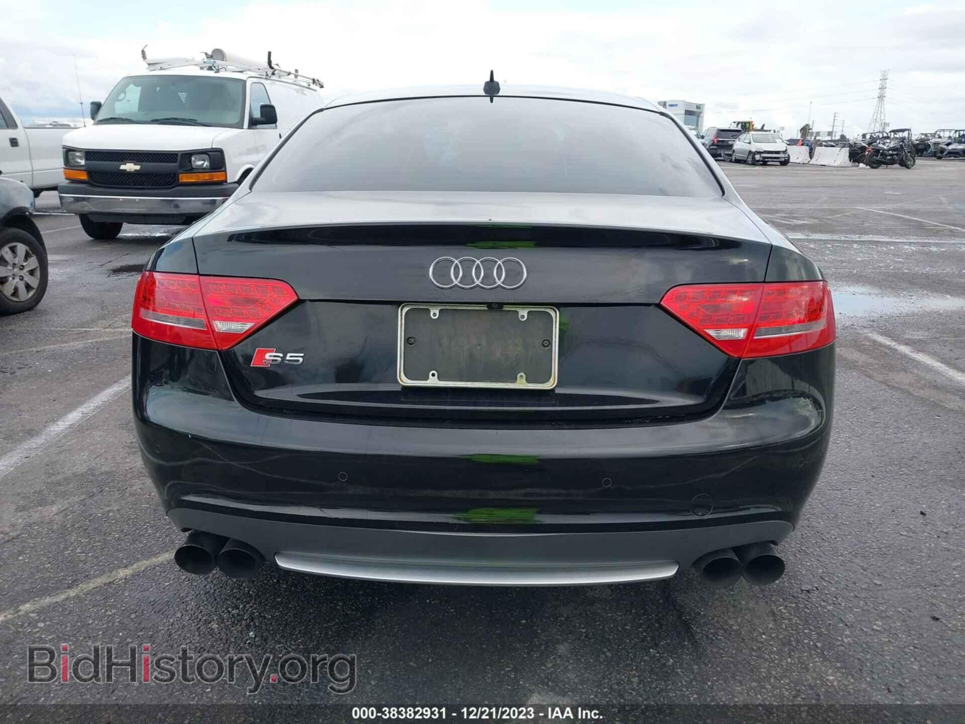 2011 AUDI S5 - VIN: WAUGVAFR9BA009401 - Фото 16