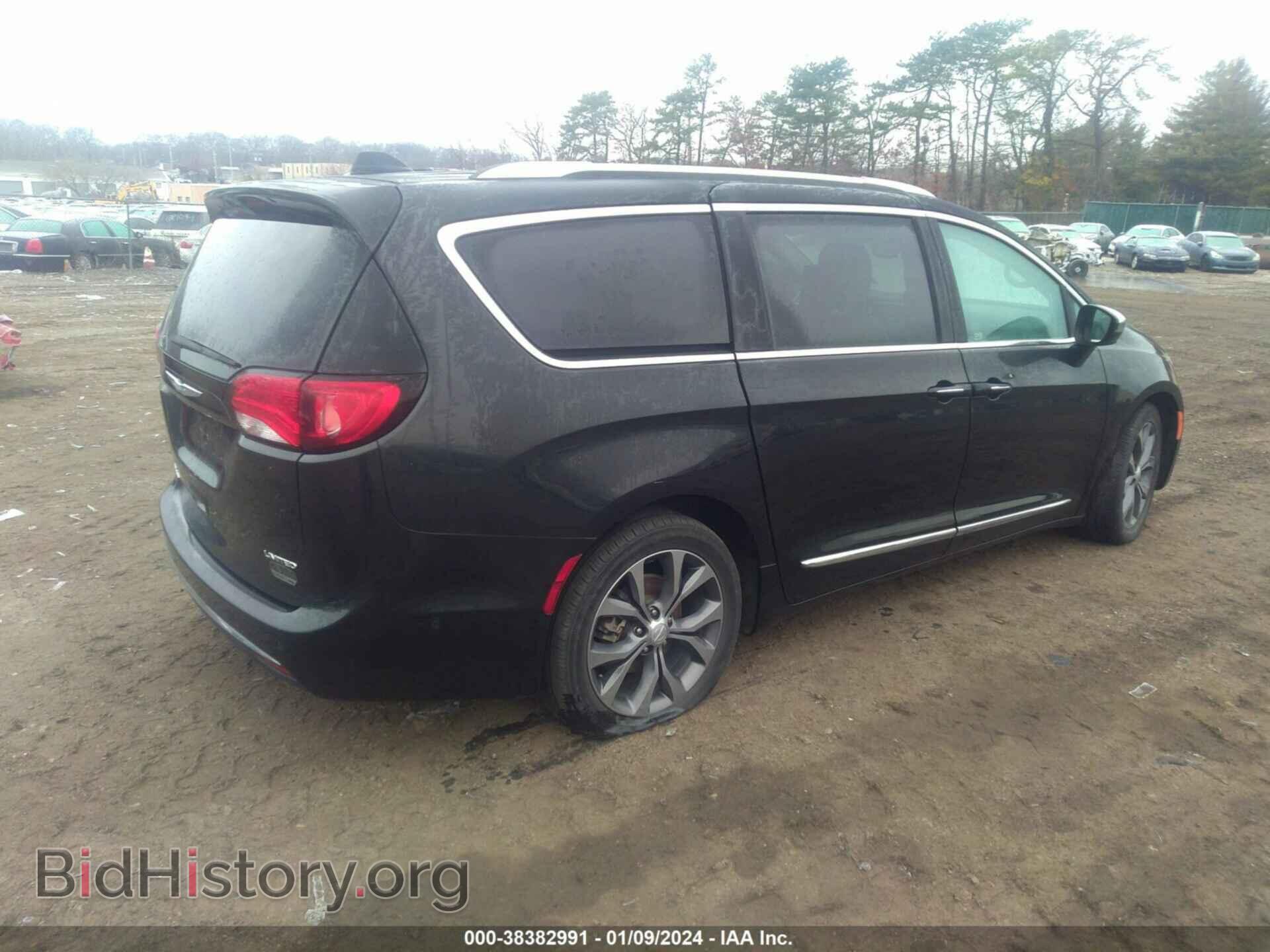 2017 CHRYSLER PACIFICA - VIN: 2C4RC1GG6HR679247 - Фото 4