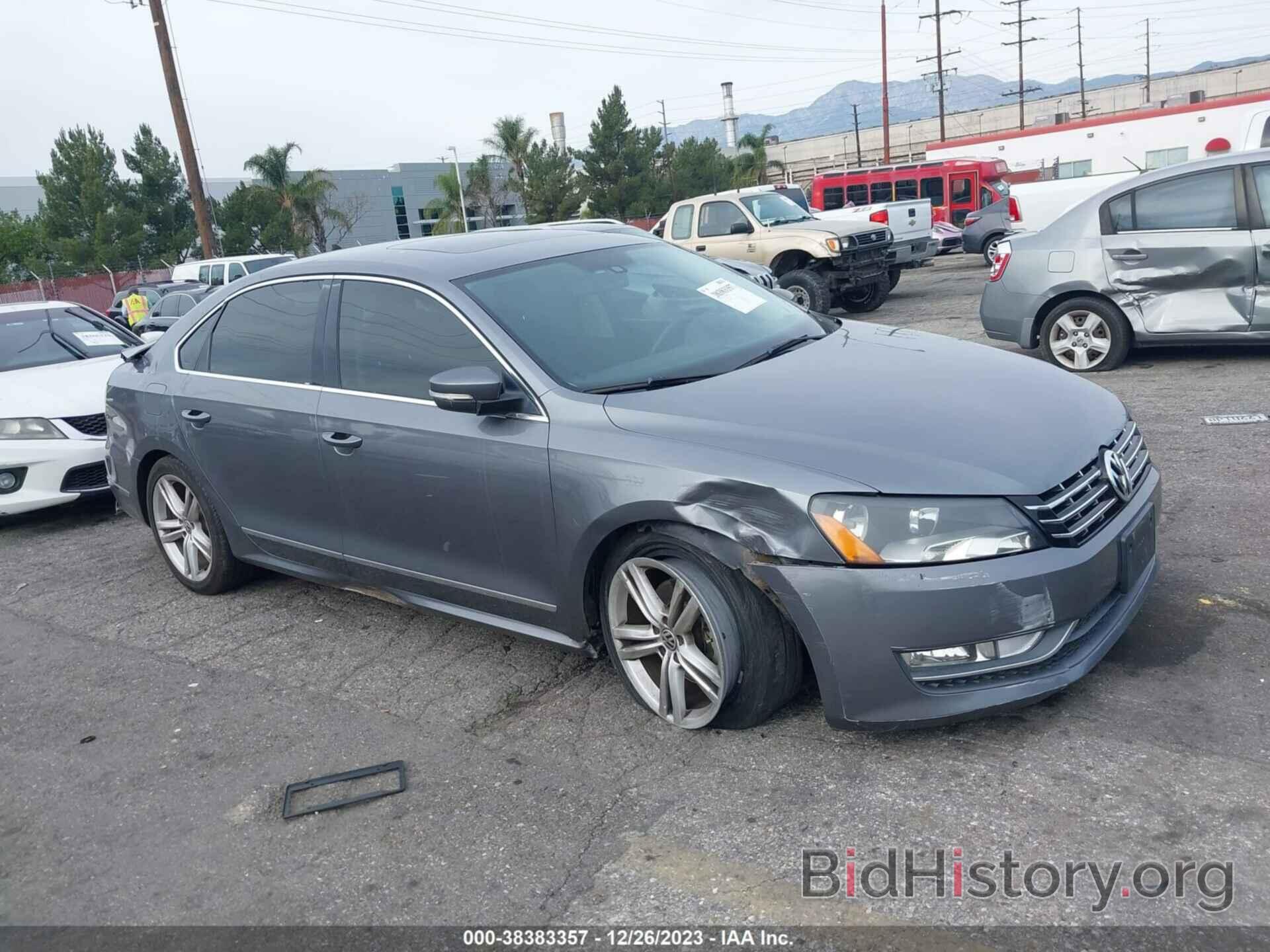 Photo 1VWCN7A34EC031884 - VOLKSWAGEN PASSAT 2014