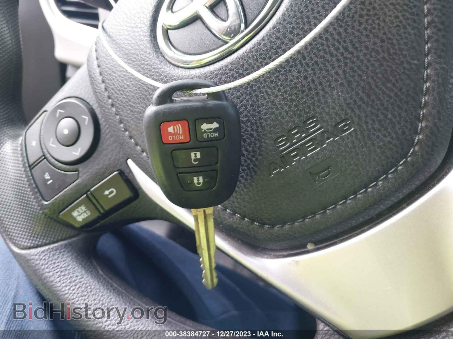 2015 TOYOTA COROLLA - VIN: 2T1BURHE6FC480402 - Фото 11