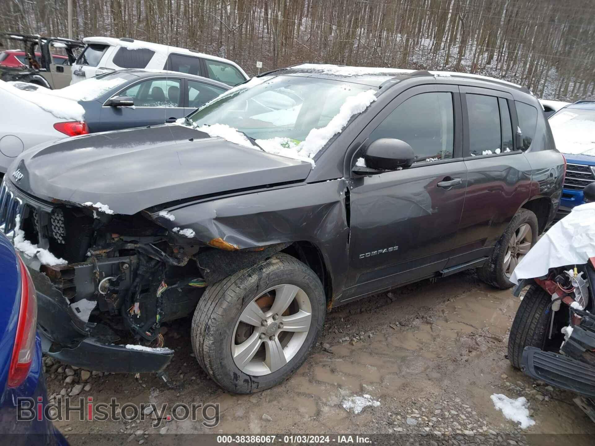 2014 JEEP COMPASS - VIN: 1C4NJDBB7ED883801 - Фото 2