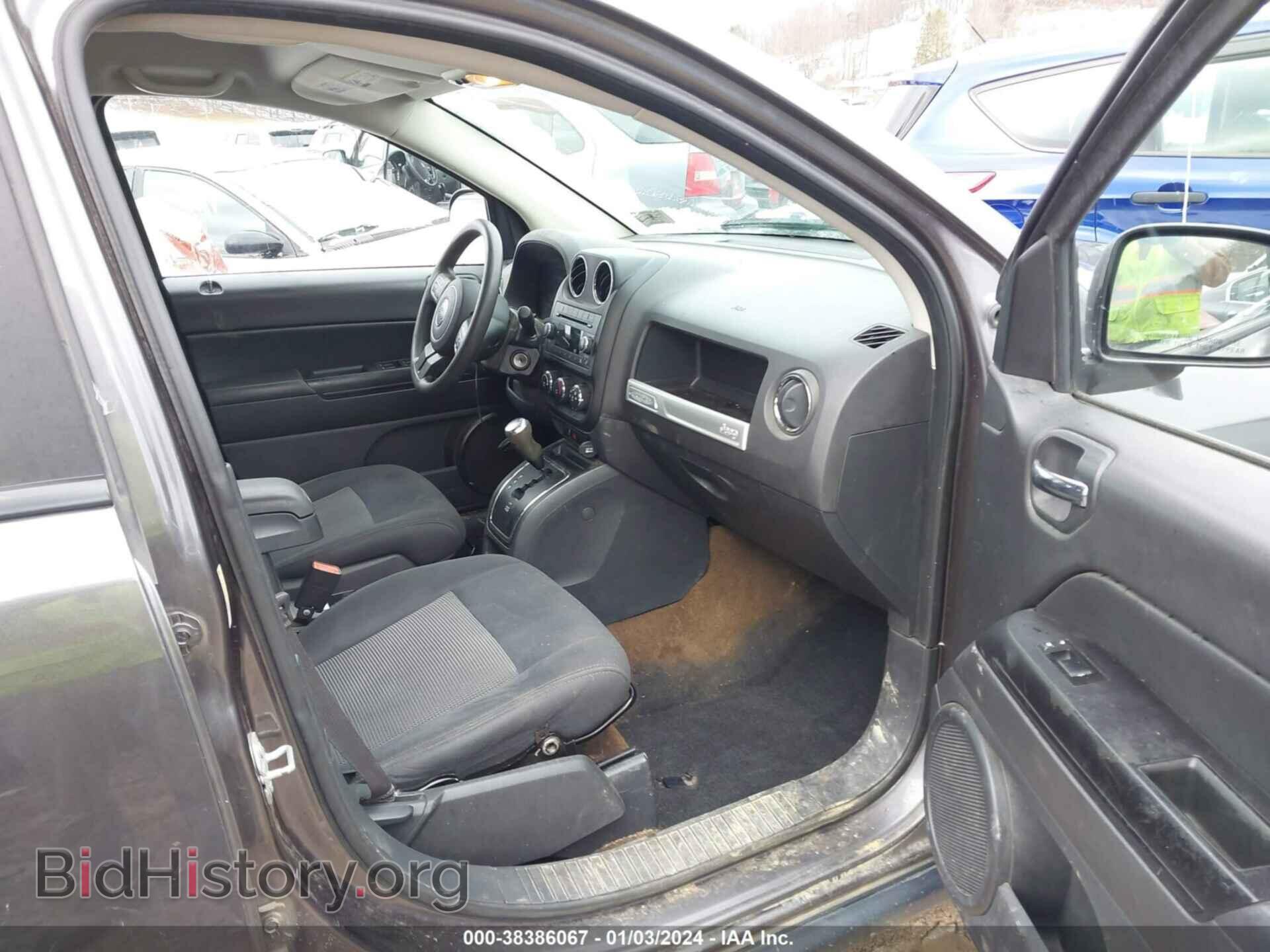 2014 JEEP COMPASS - VIN: 1C4NJDBB7ED883801 - Фото 5