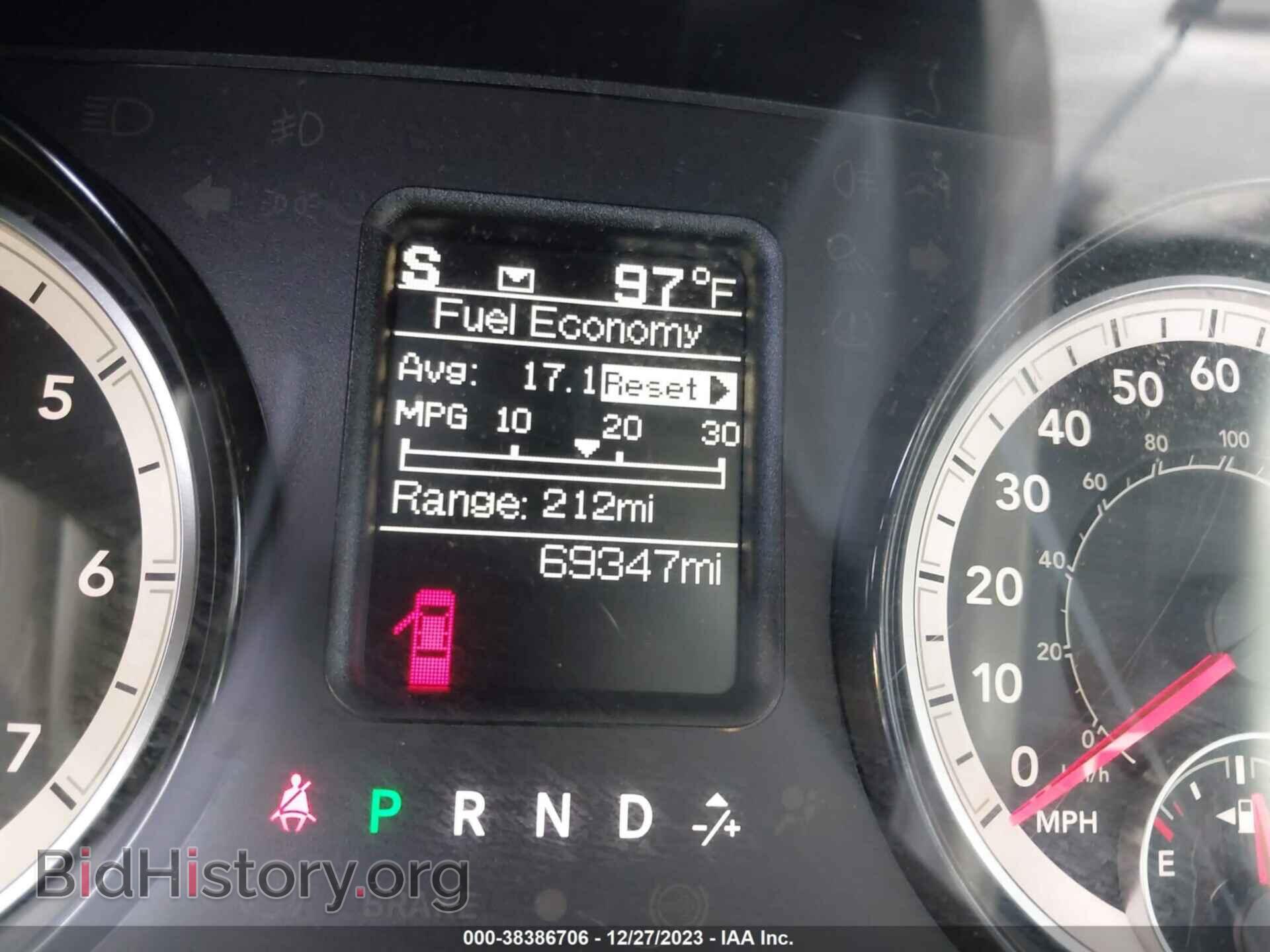 2017 RAM 1500 - VIN: 3C6RR7KT8HG794080 - Фото 7