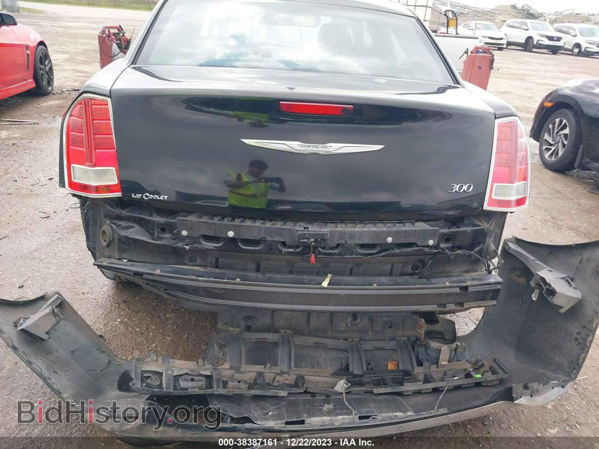 2014 CHRYSLER 300 - VIN: 2C3CCAAG7EH379785 - Photo 6
