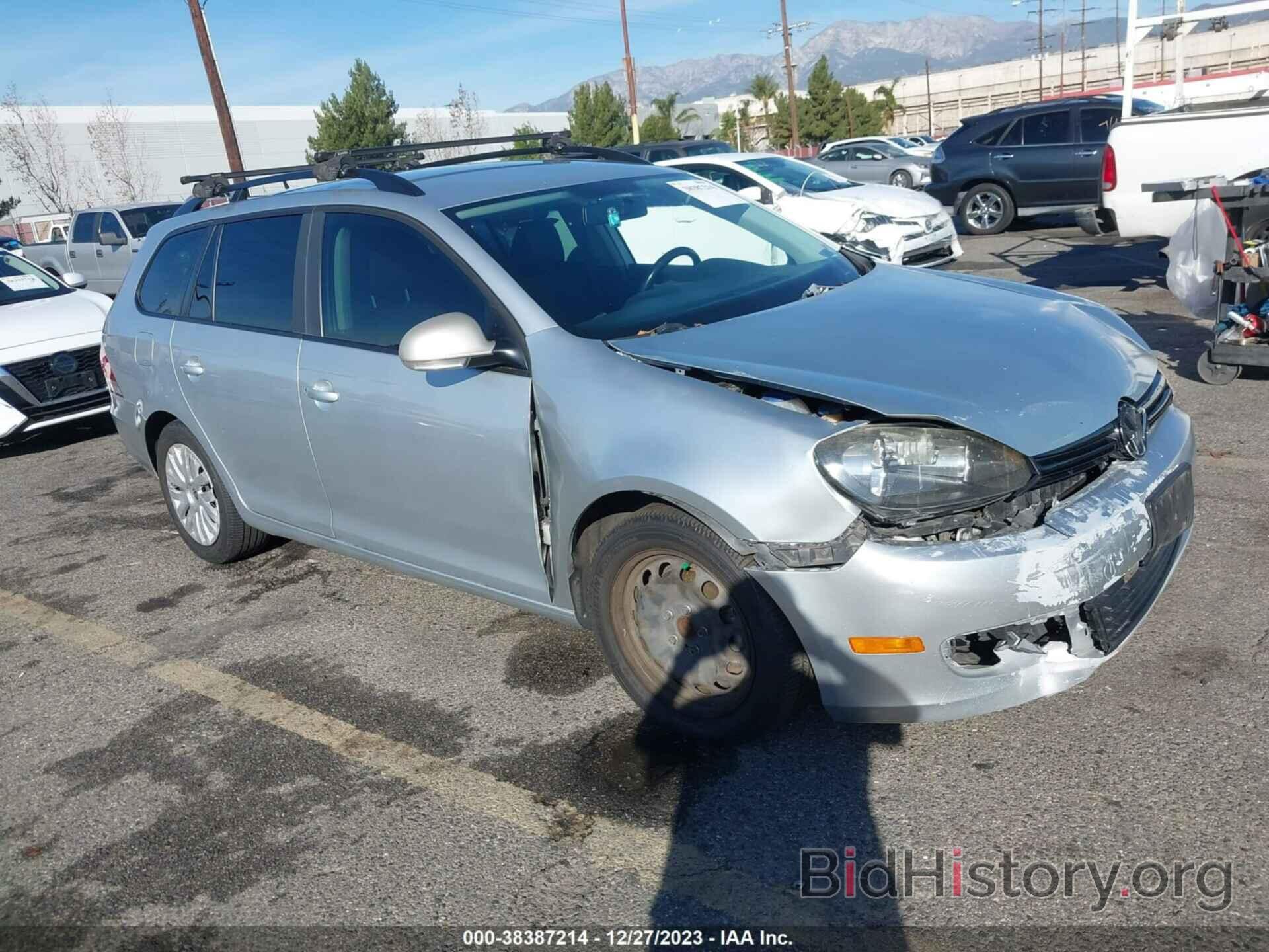 Photo 3VWPP7AJ2EM609960 - VOLKSWAGEN JETTA SPORTWAGEN 2014