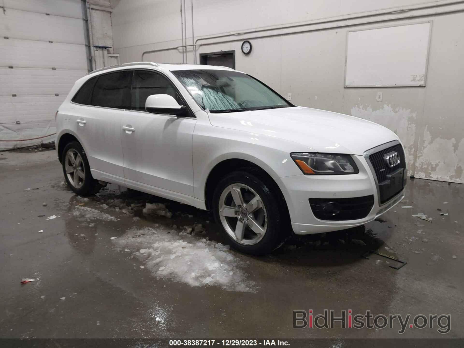 Фотография WA1LFAFP3BA099099 - AUDI Q5 2011