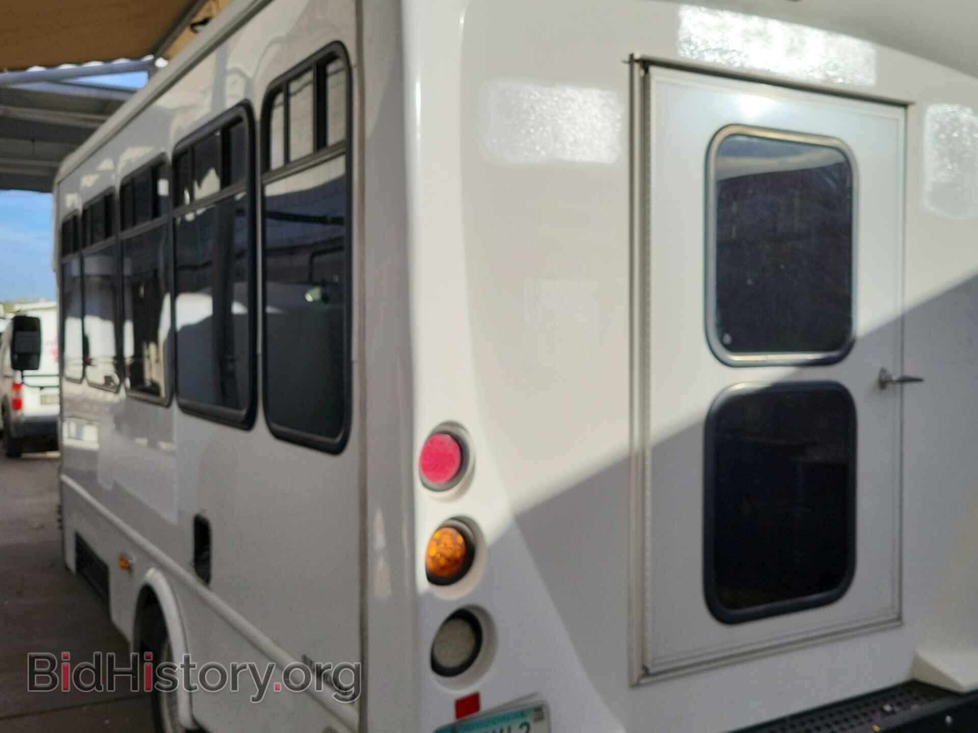 2017 FORD E-350 CUTAWAY - VIN: 1FDEE3FS4HDC46079 - Фото 6