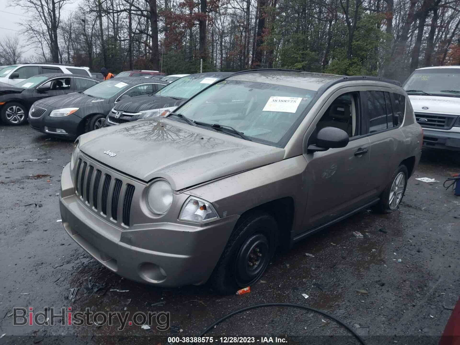 2007 JEEP COMPASS - VIN: 1J8FT47W37D105954 - Фото 2