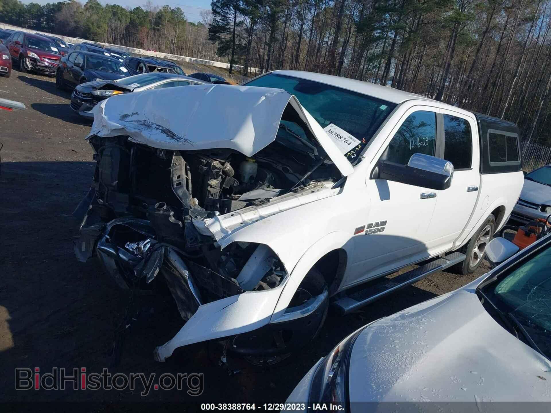 2017 RAM 1500 - VIN: 1C6RR7NT4HS555632 - Фото 2