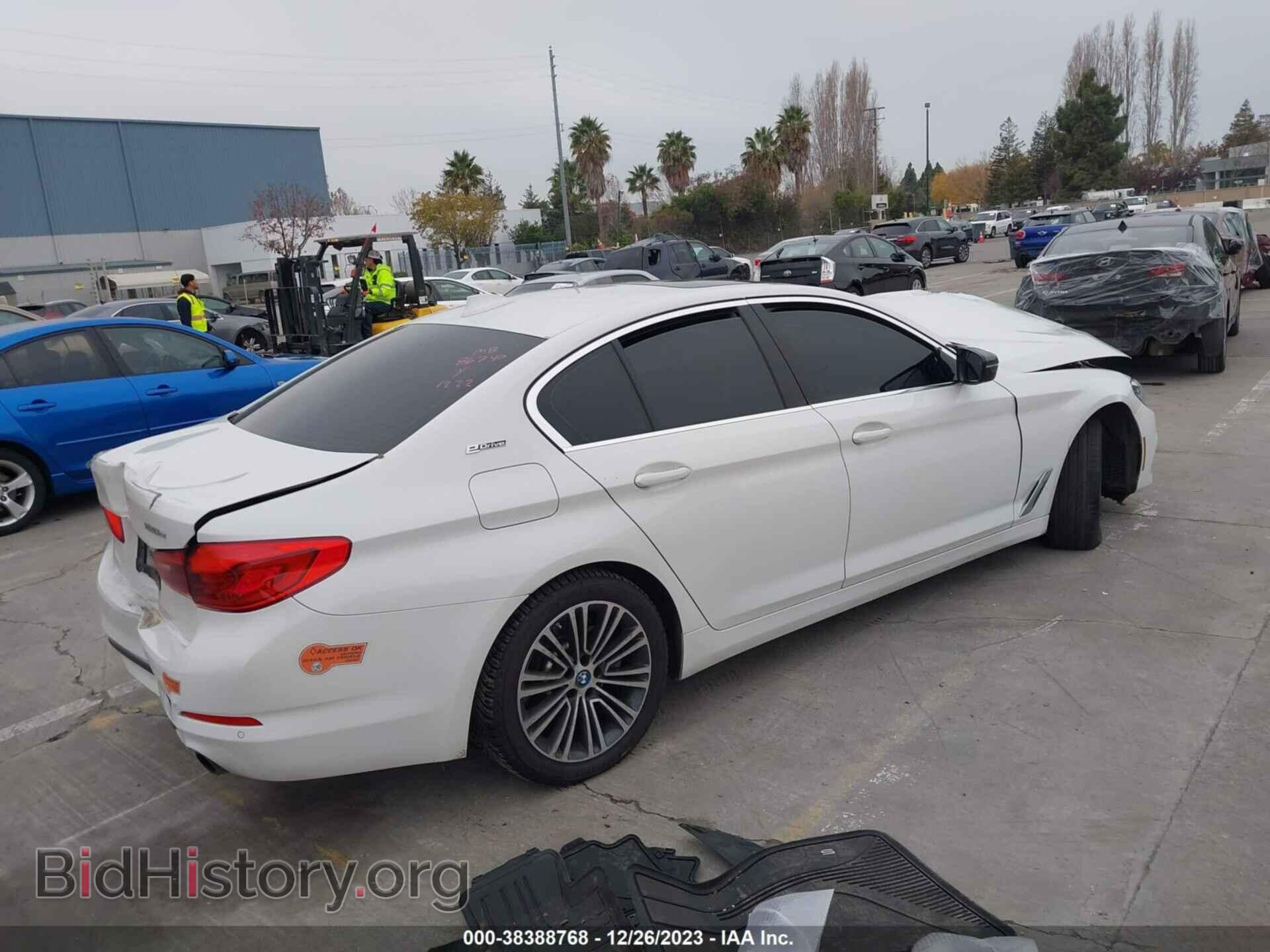 2019 BMW 530E - VIN: WBAJA9C59KB254372 - Фото 4