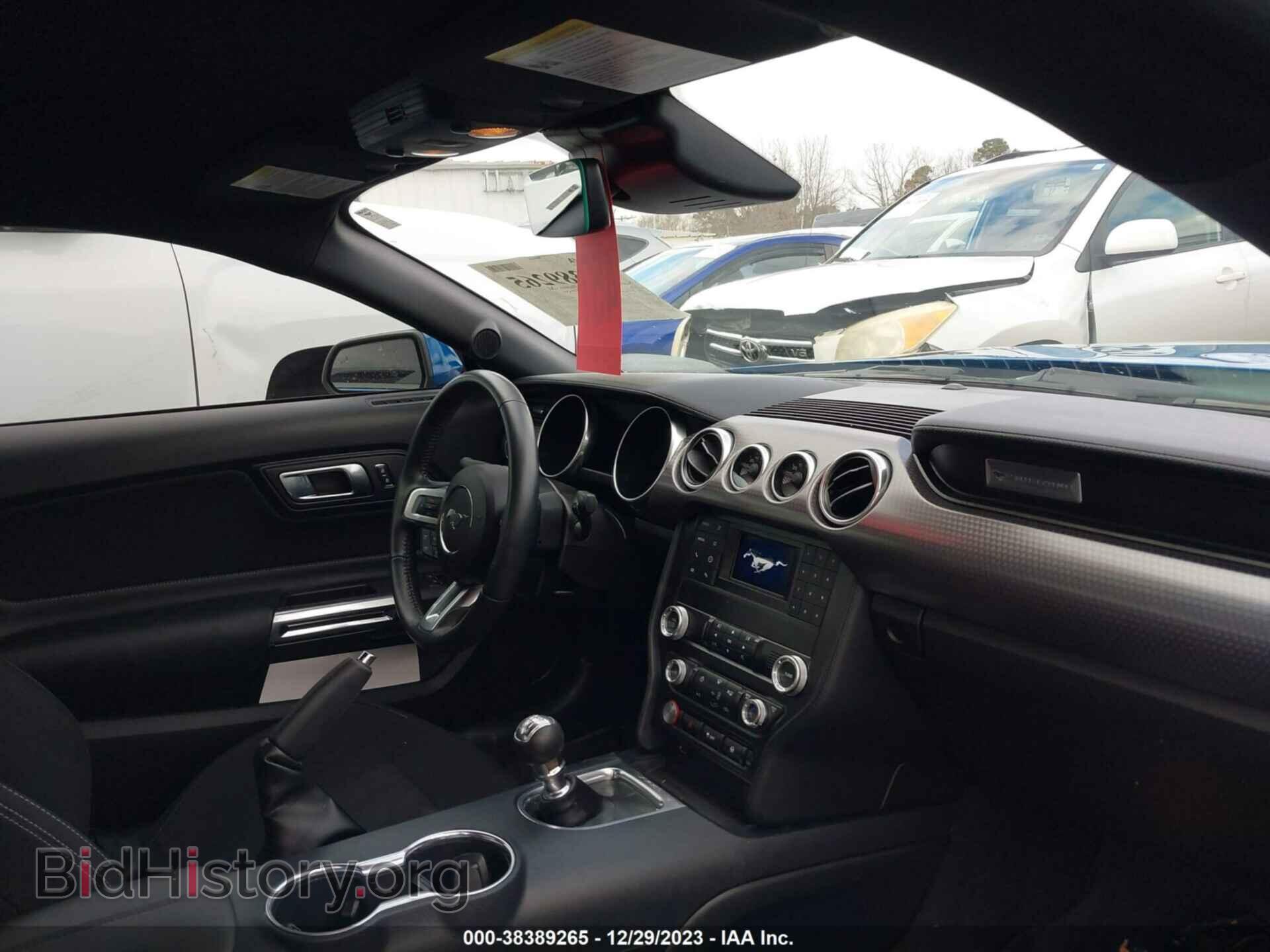 2021 FORD MUSTANG - VIN: 1FA6P8CF2M5128114 - Фото 5